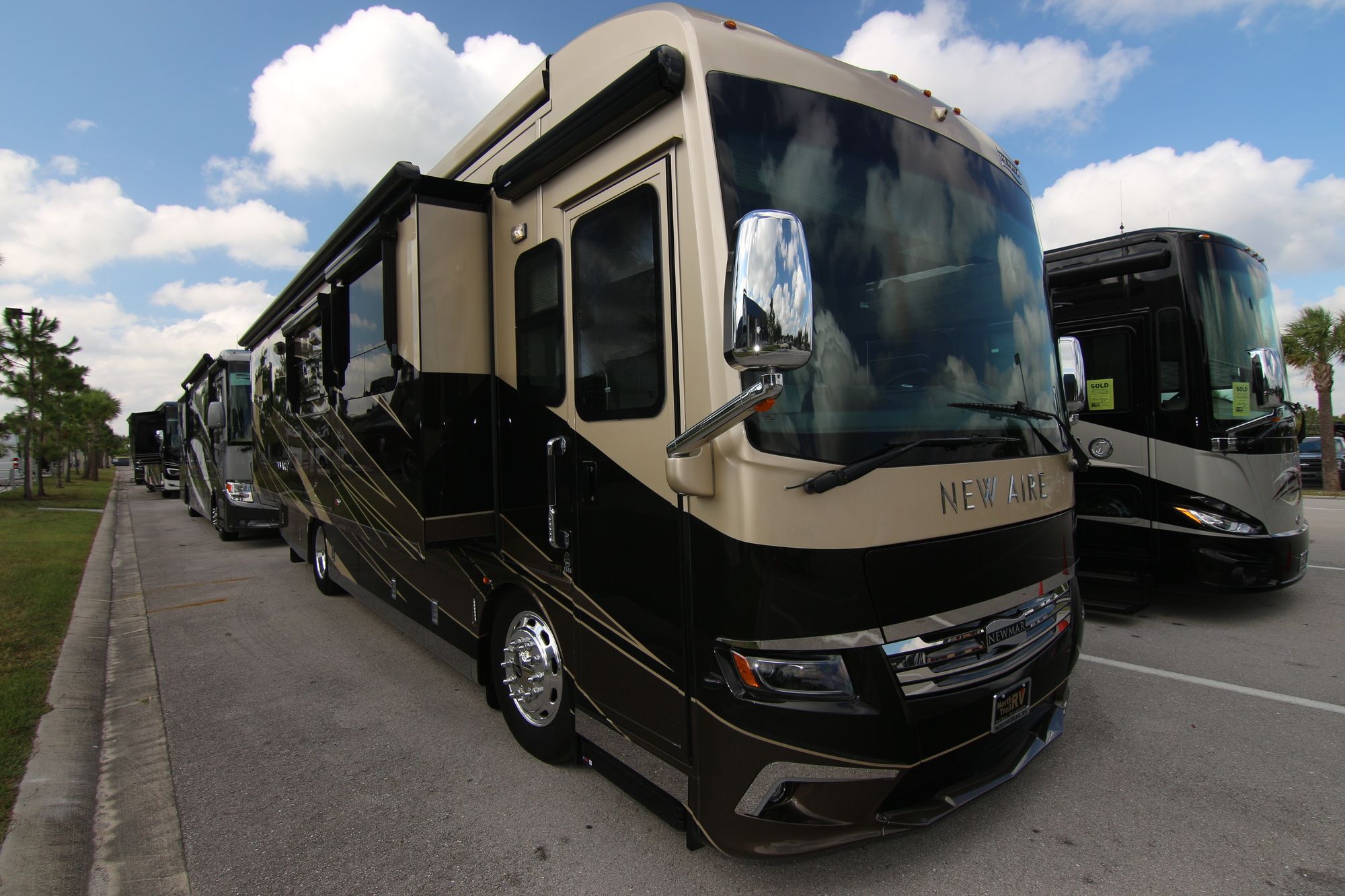 Used 2018 Newmar New Aire 3343 Class A  For Sale