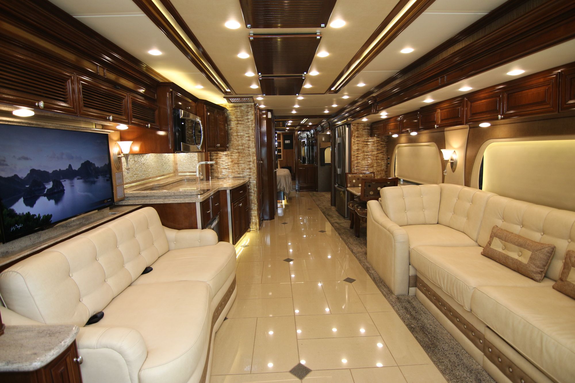 Used 2014 Newmar King Aire 4584 Class A  For Sale