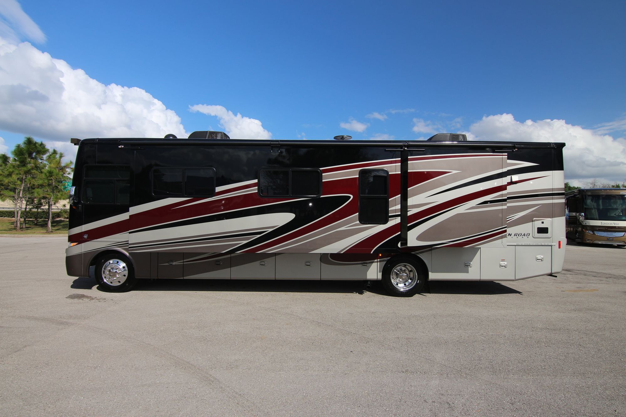 New 2020 Tiffin Motor Homes Allegro 36LA Class A  For Sale