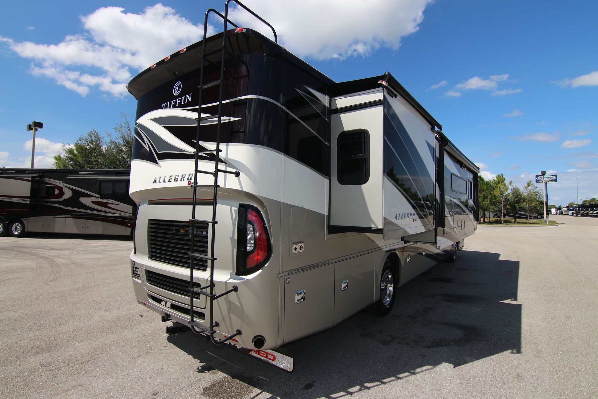 New 2020 Tiffin Motor Homes Allegro Red 37PA Class A  For Sale