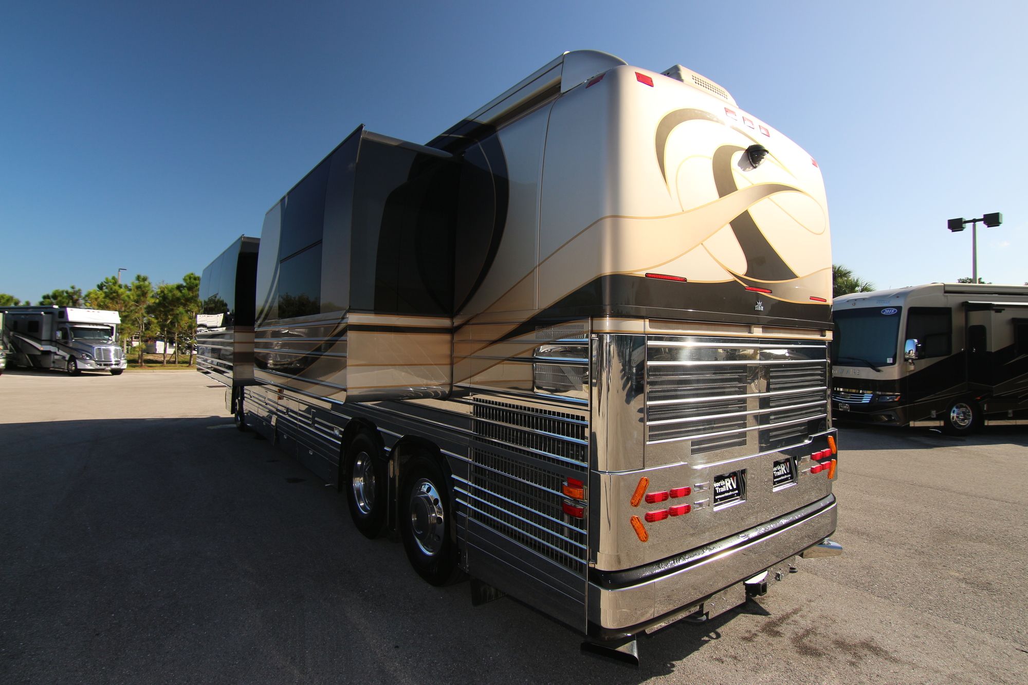 Used 2008 Prevost Parliament XL240 Class A  For Sale