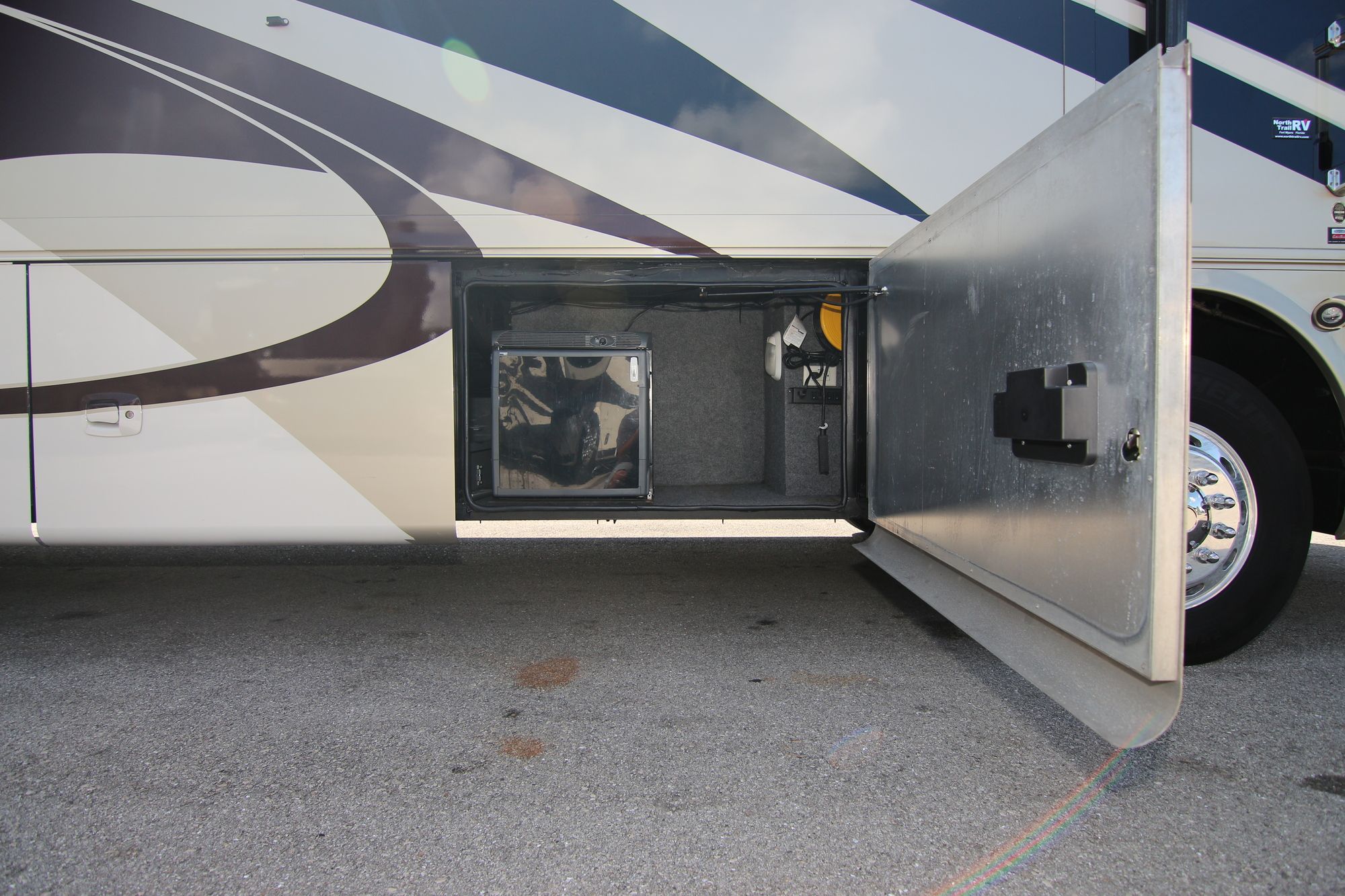 Used 2008 Tiffin Motor Homes Allegro Bus 42QRP Class A  For Sale