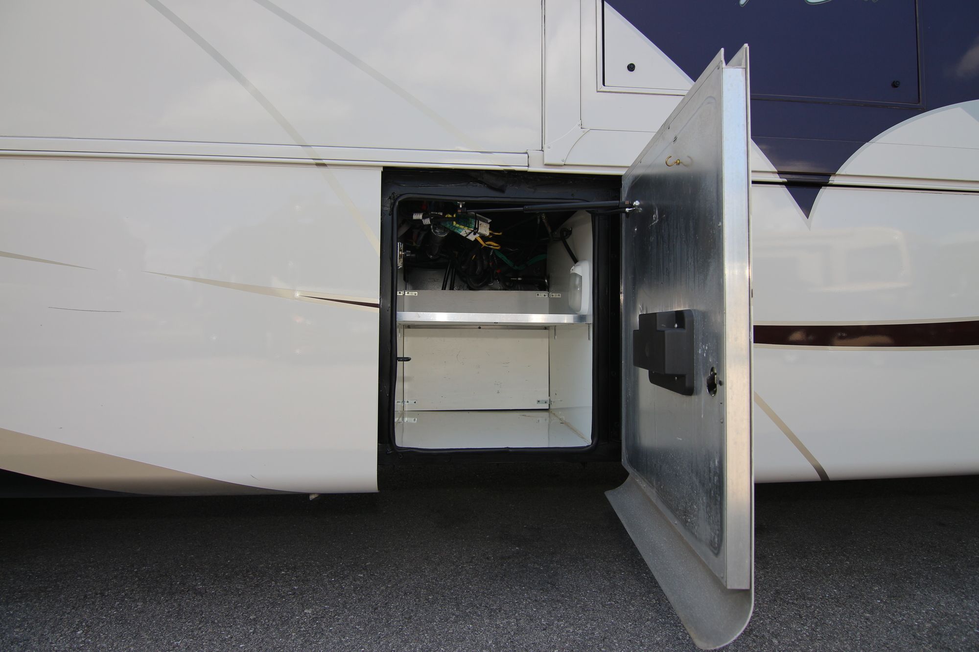 Used 2008 Tiffin Motor Homes Allegro Bus 42QRP Class A  For Sale