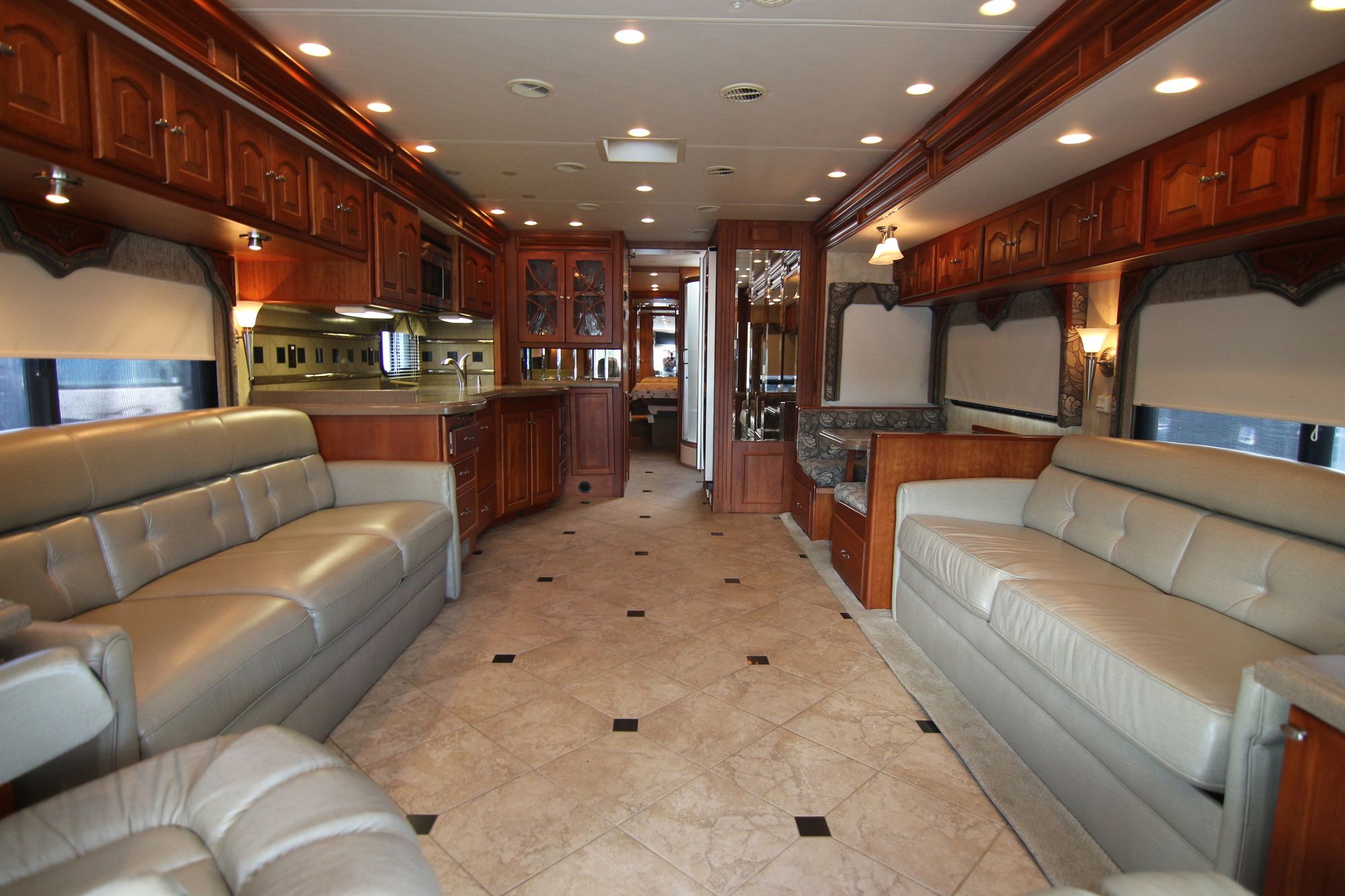 Used 2008 Tiffin Motor Homes Allegro Bus 42QRP Class A  For Sale