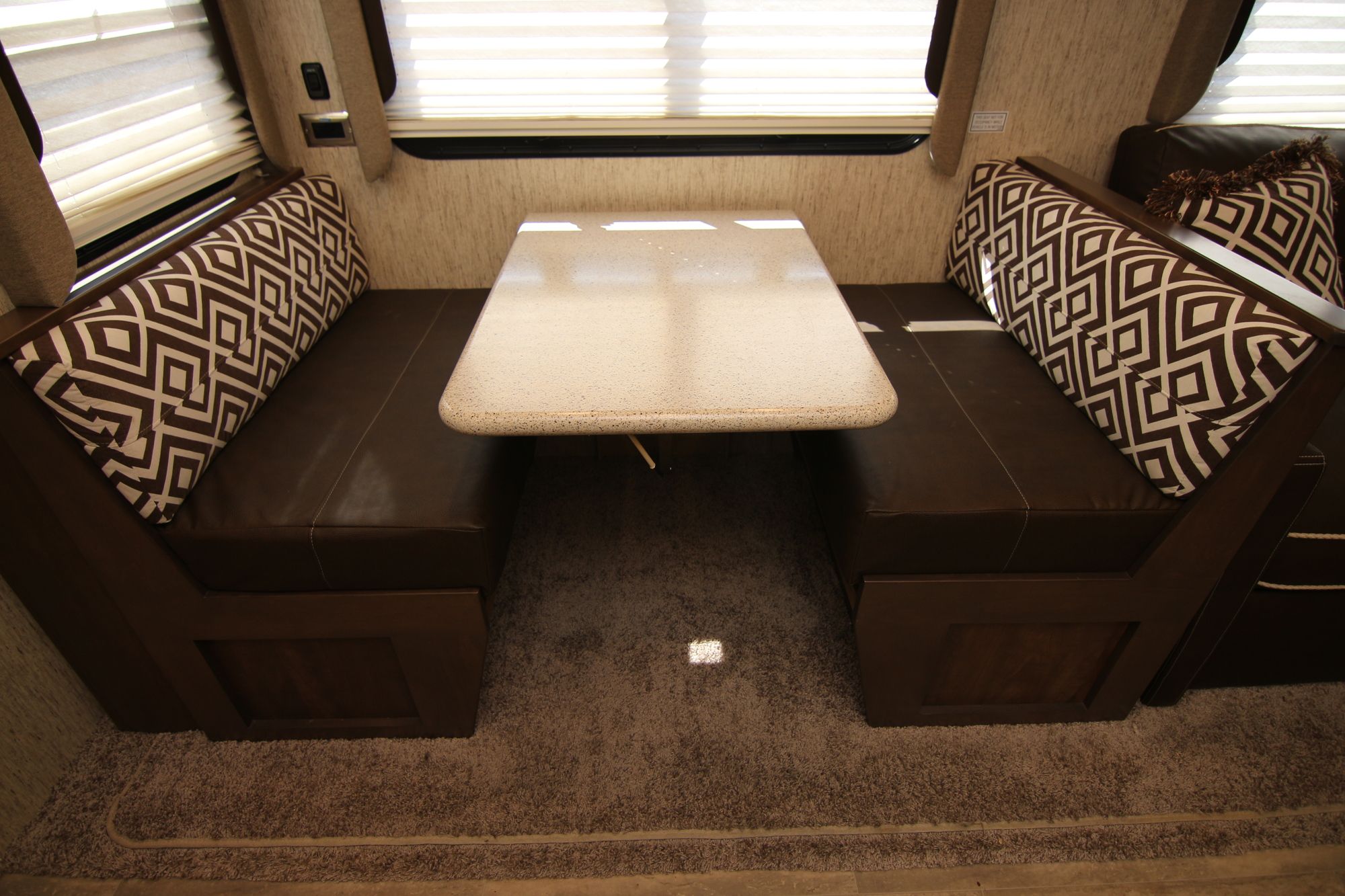 Used 2019 Newmar Bay Star Sport 2702 Class A  For Sale