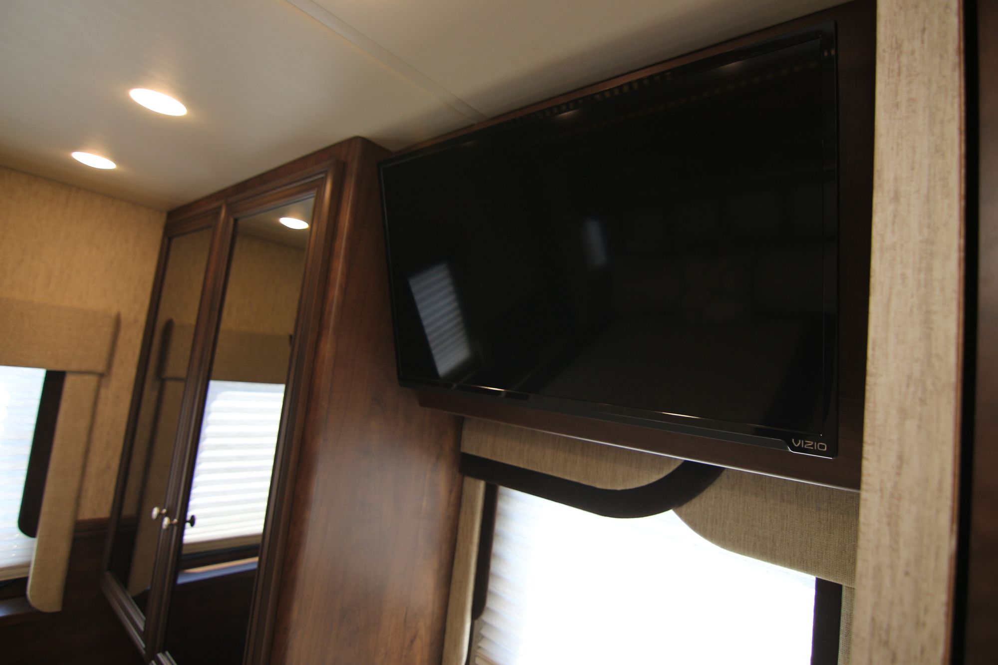 Used 2019 Newmar Bay Star Sport 2702 Class A  For Sale