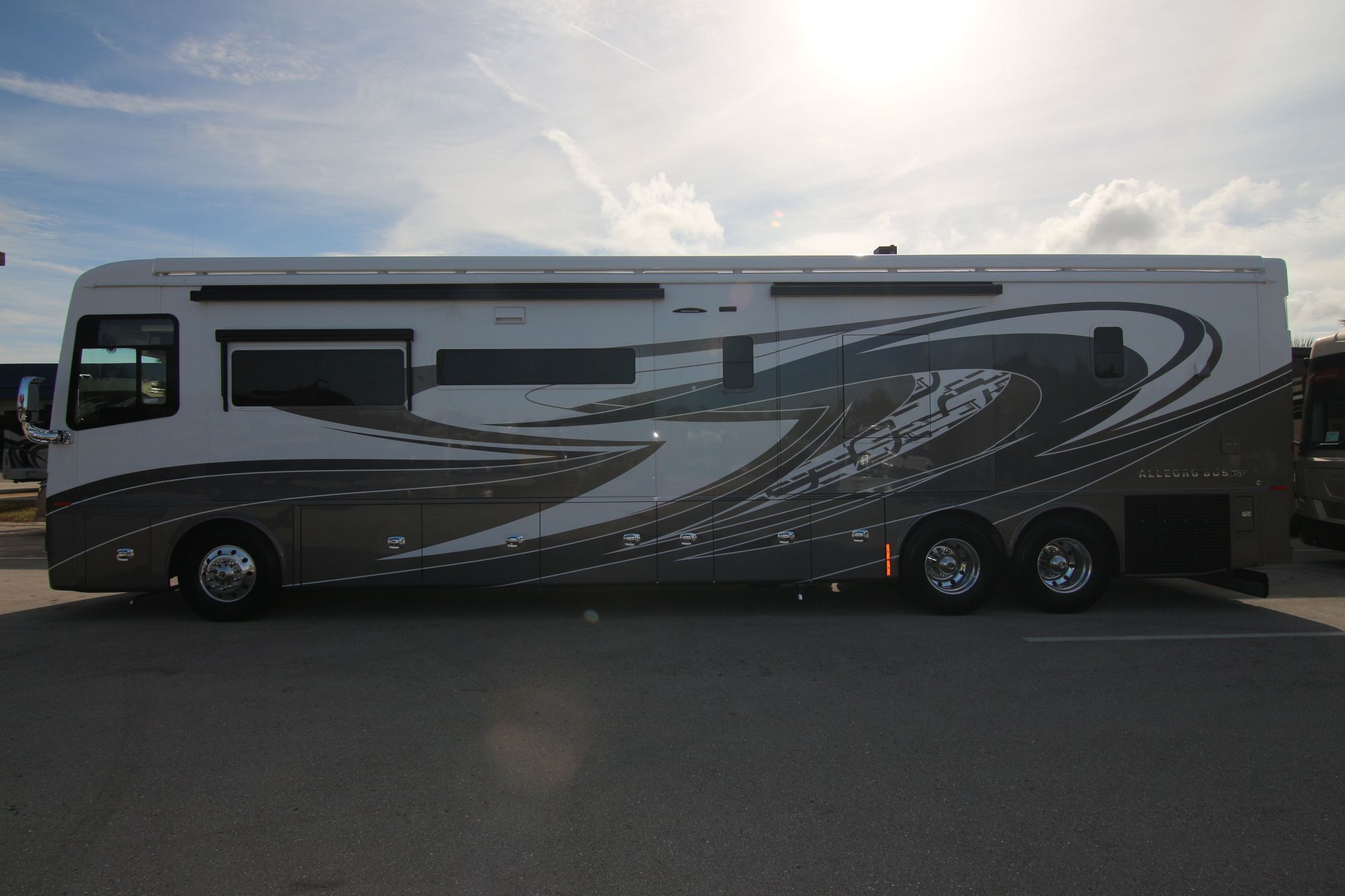 New 2020 Tiffin Motor Homes Allegro Bus 45OPP Class A  For Sale