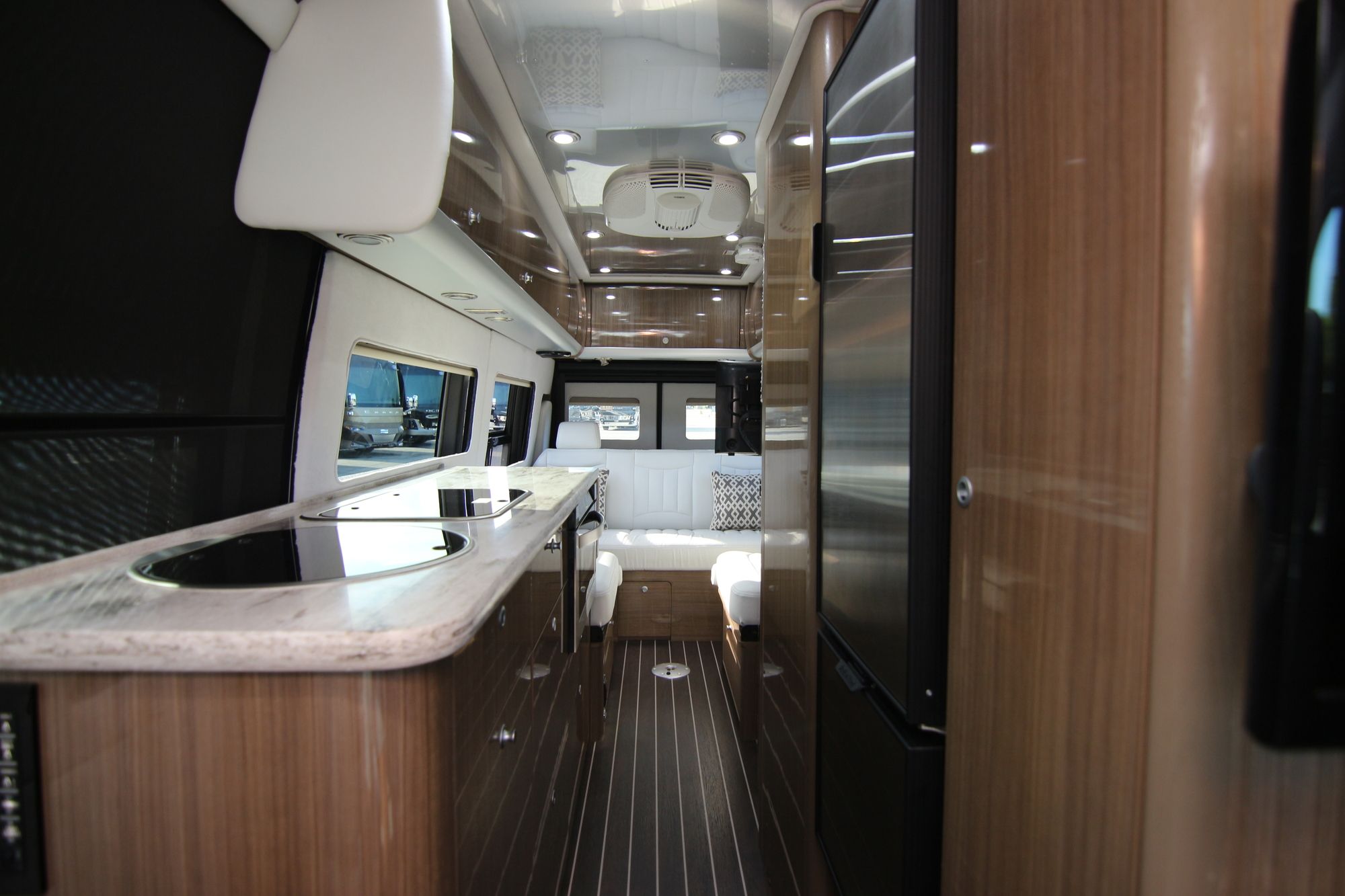 Used 2018 Airstream Interstate EXT GRAN TOUR 4X4 Class B  For Sale