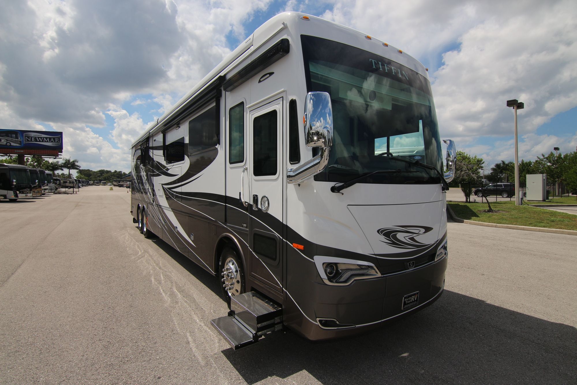 New 2020 Tiffin Motor Homes Allegro Bus 45OPP Class A  For Sale