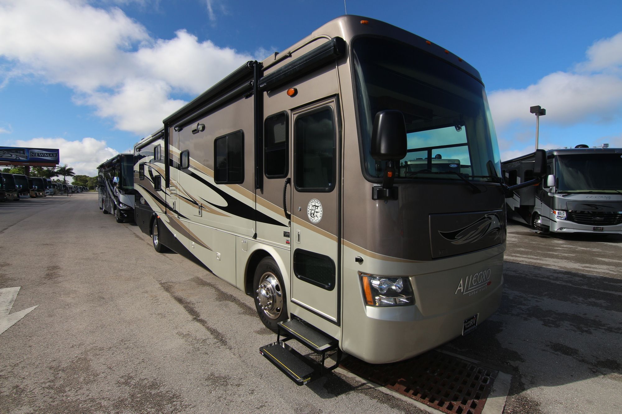 Used 2011 Tiffin Motor Homes Allegro Red 38QBA Class A  For Sale