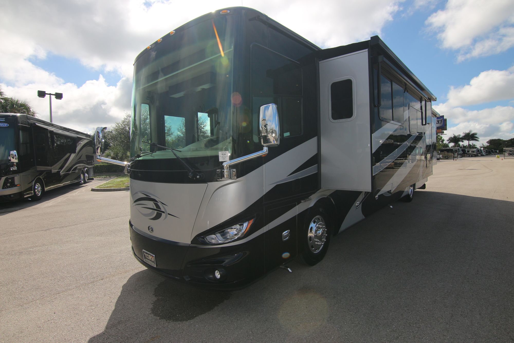 New 2019 Tiffin Motor Homes Phaeton 40QKH Class A  For Sale