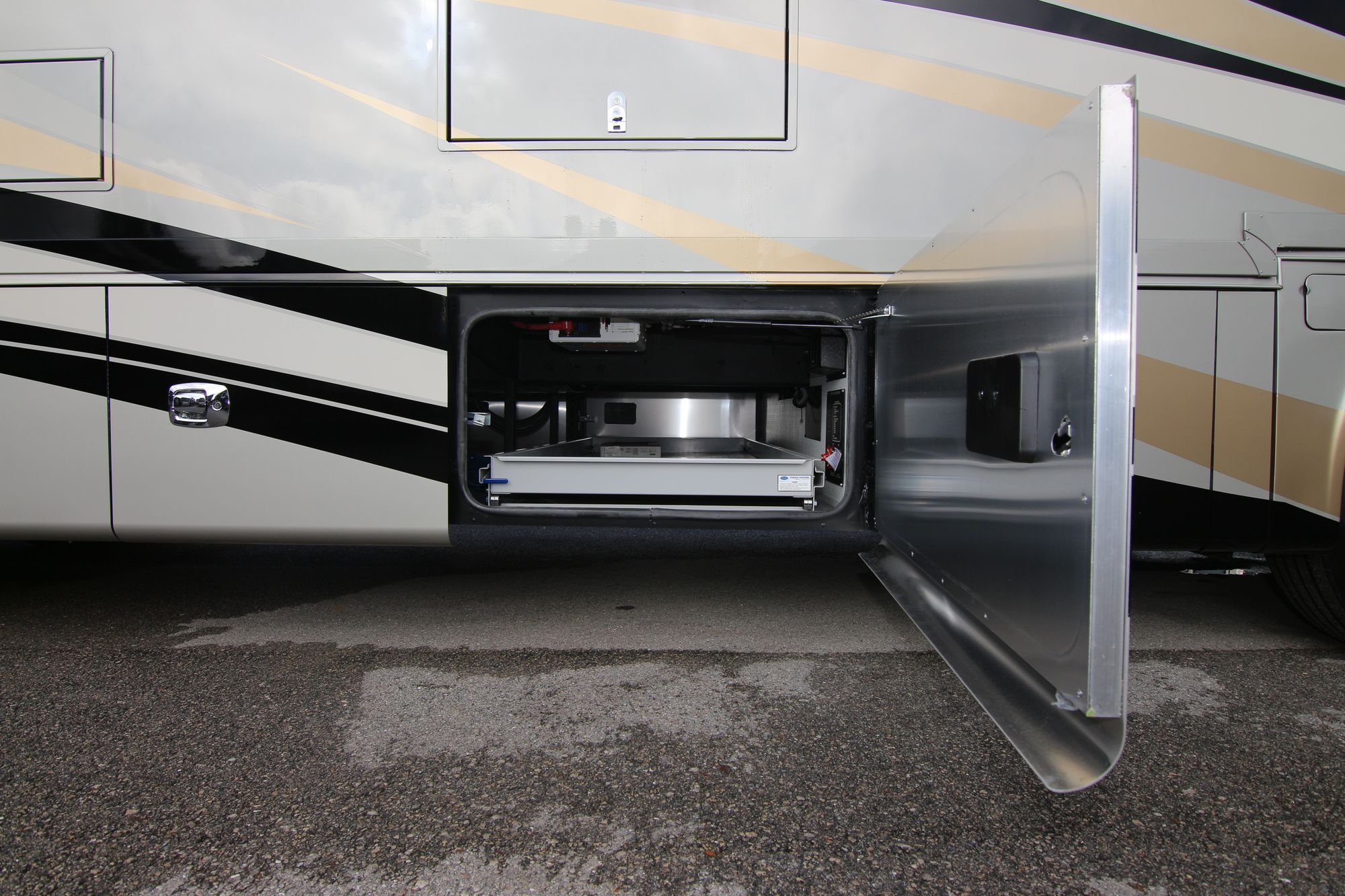 New 2020 Tiffin Motor Homes Allegro Red 37BA Class A  For Sale