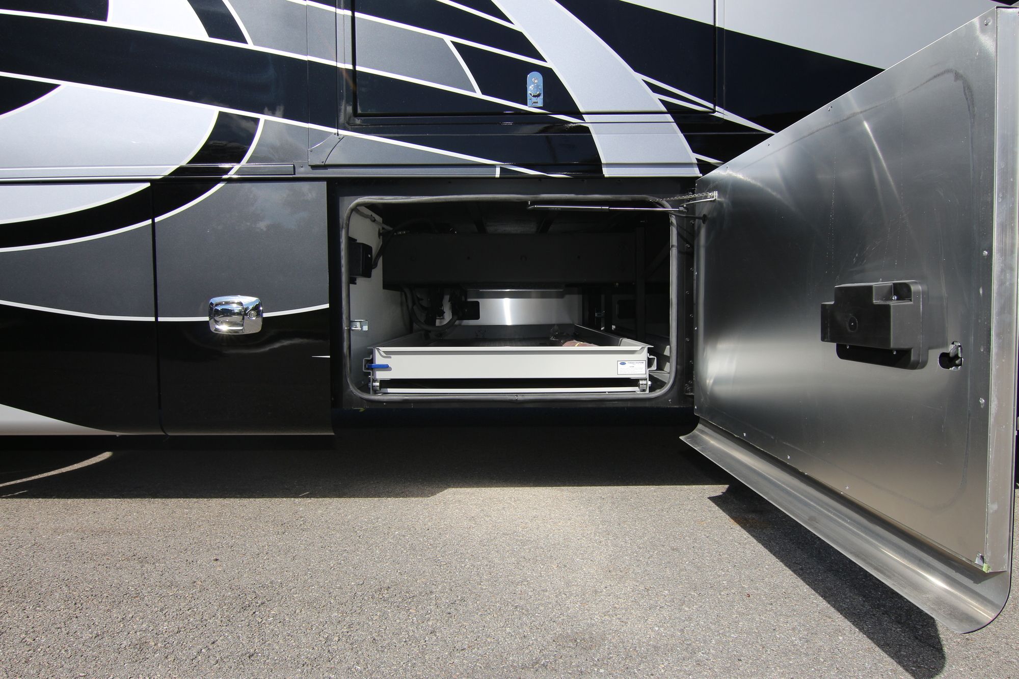 New 2019 Tiffin Motor Homes Phaeton 40QKH Class A  For Sale