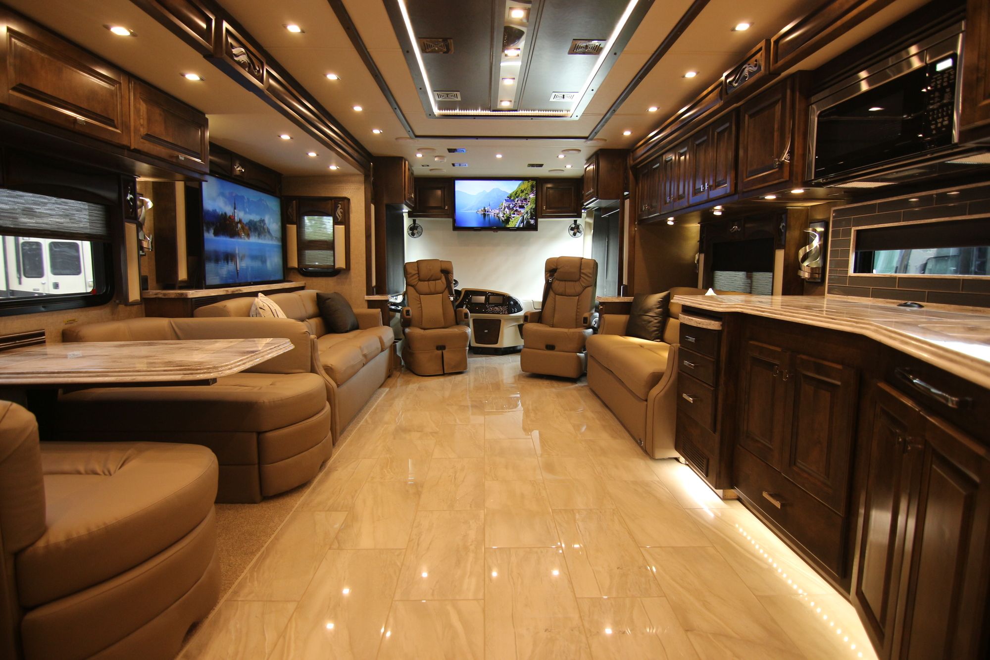 New 2019 Tiffin Motor Homes Phaeton 40QKH Class A  For Sale