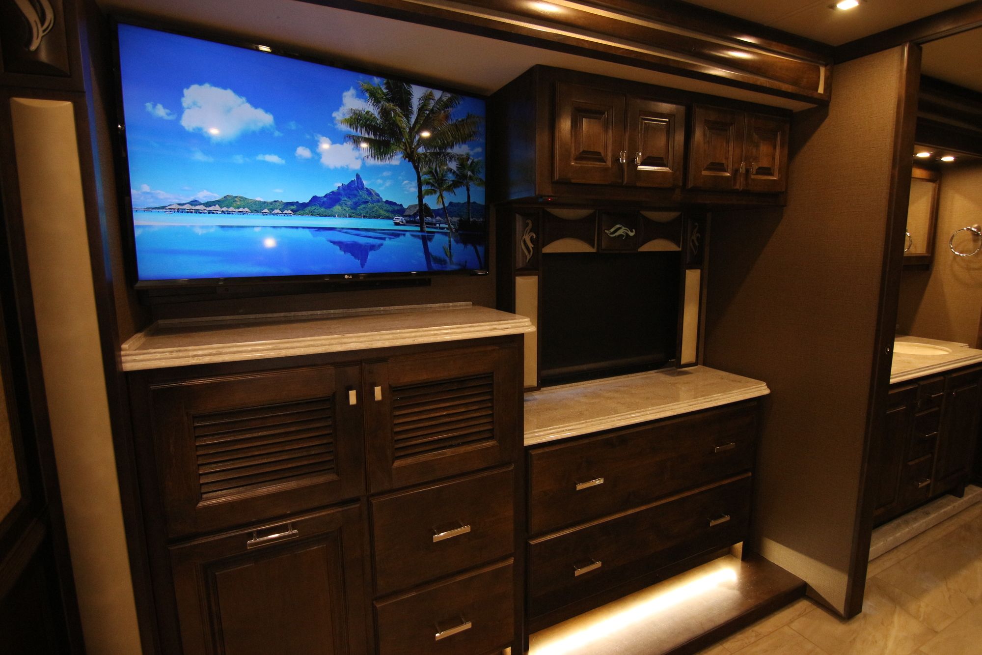New 2019 Tiffin Motor Homes Phaeton 44 OH Class A  For Sale