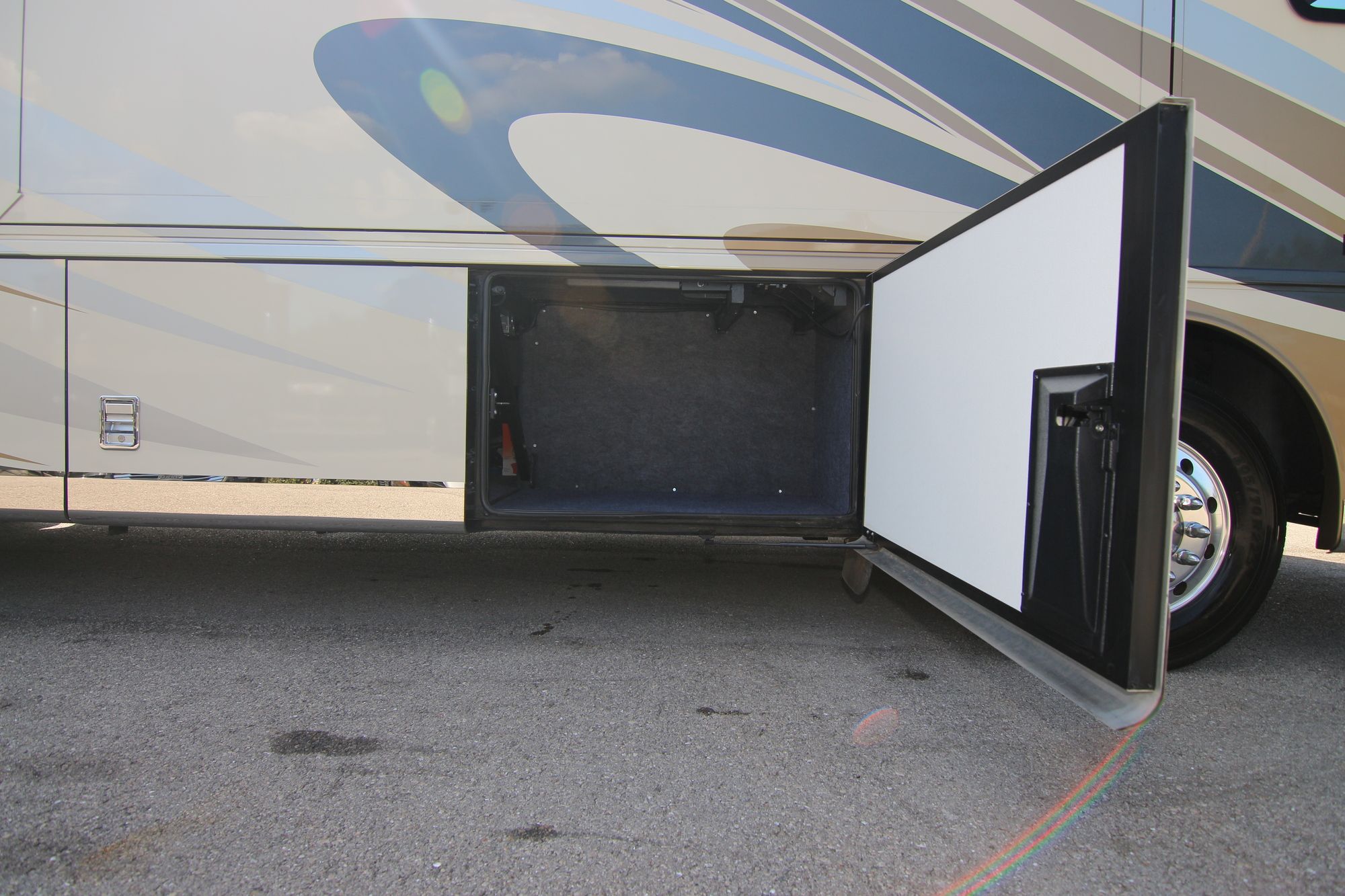 Used 2019 Newmar Dutch Star 3736 Class A  For Sale
