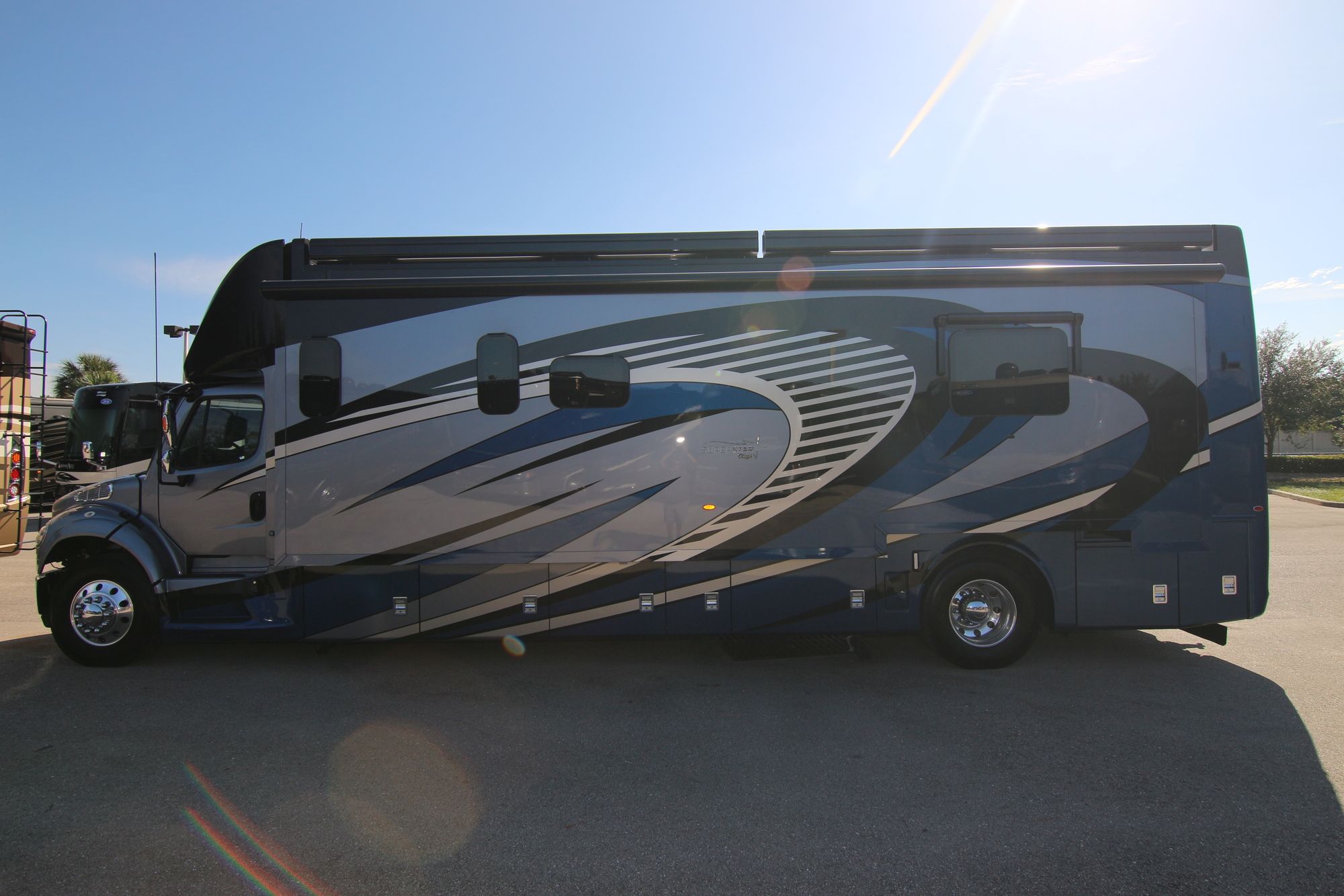 New 2020 Newmar Super Star 3746 Super C  For Sale