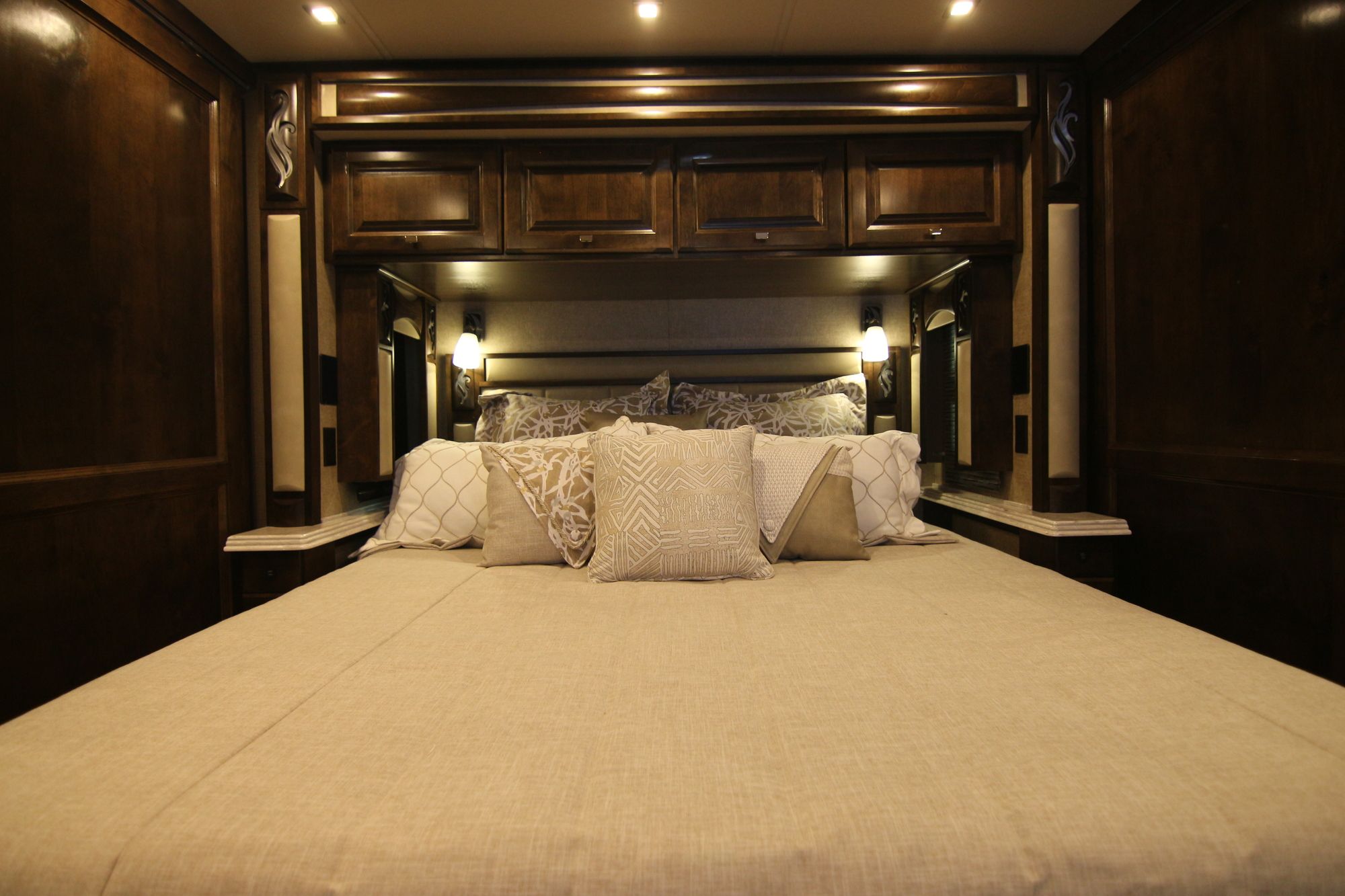 New 2019 Tiffin Motor Homes Phaeton 44 OH Class A  For Sale