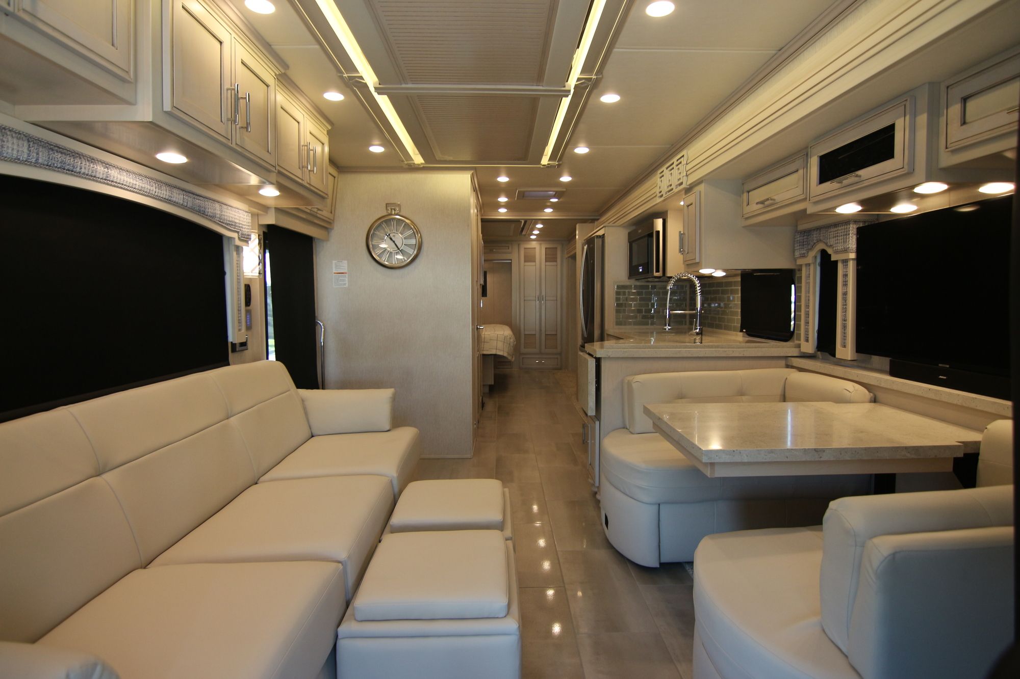 New 2020 Newmar Super Star 3746 Super C  For Sale