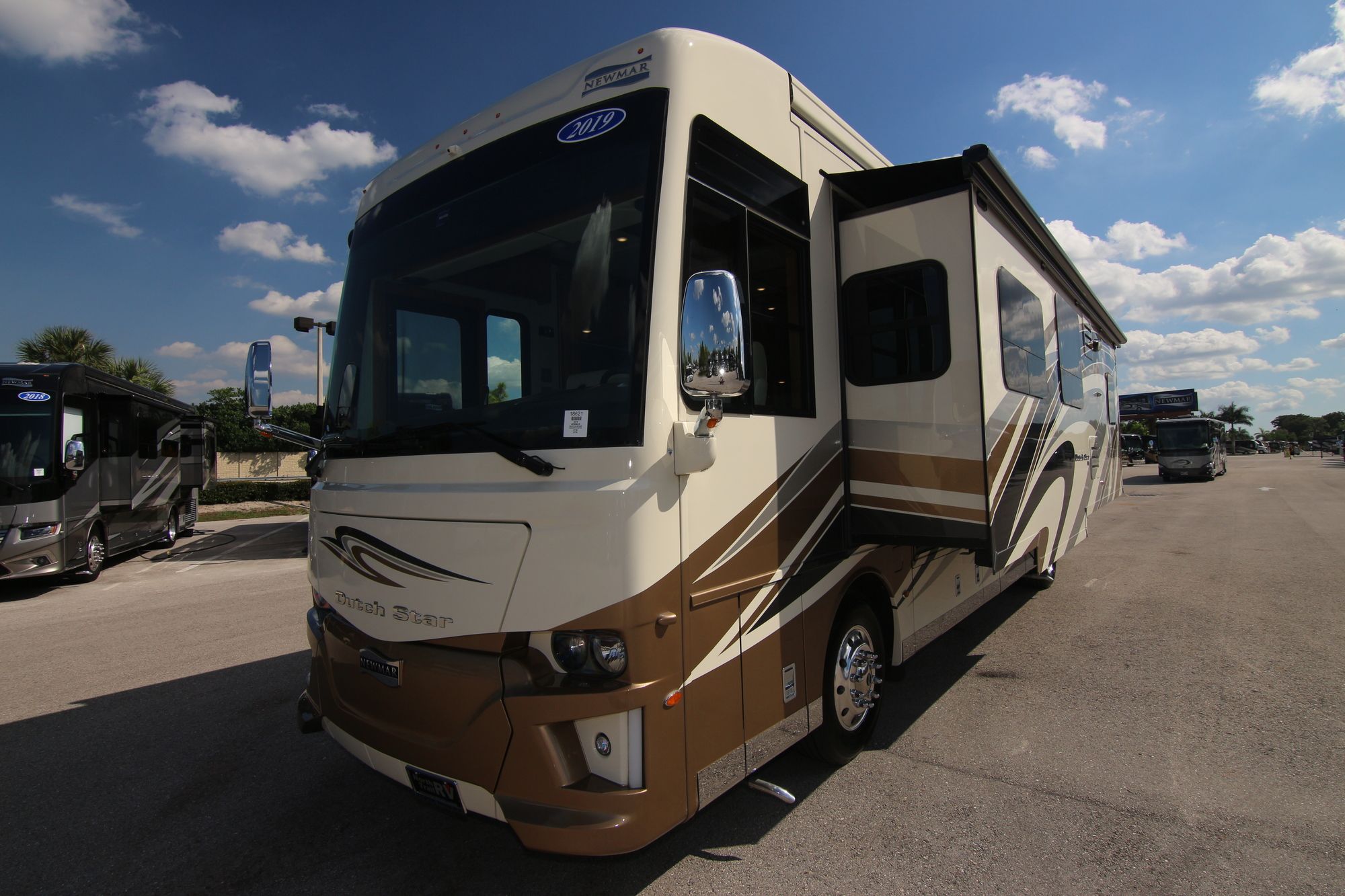 Used 2019 Newmar Dutch Star 3736 Class A  For Sale