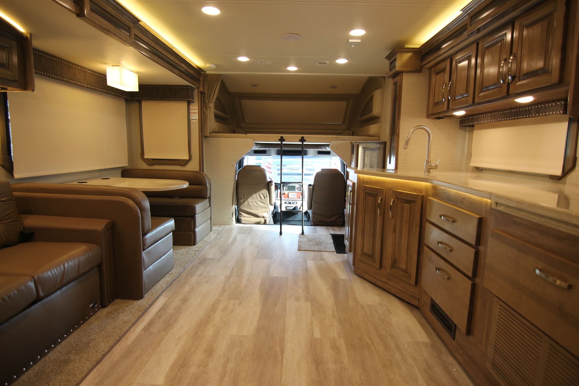 New 2020 Jayco Seneca 37L Super C  For Sale