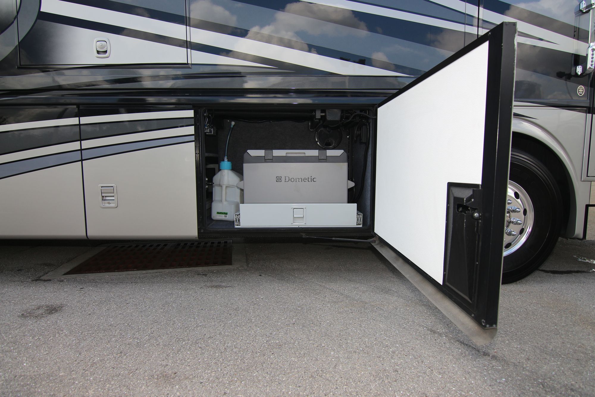 Used 2015 Newmar London Aire 4503 Class A  For Sale