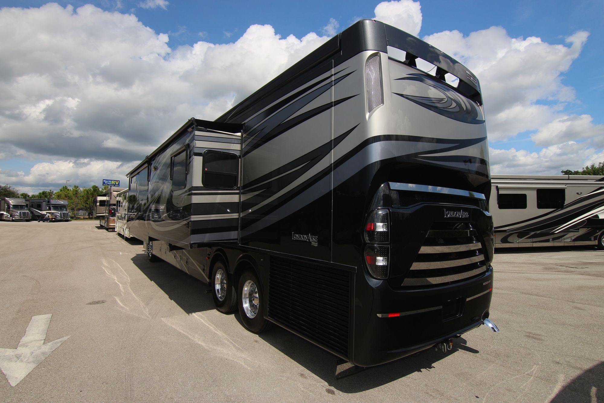 Used 2015 Newmar London Aire 4503 Class A  For Sale