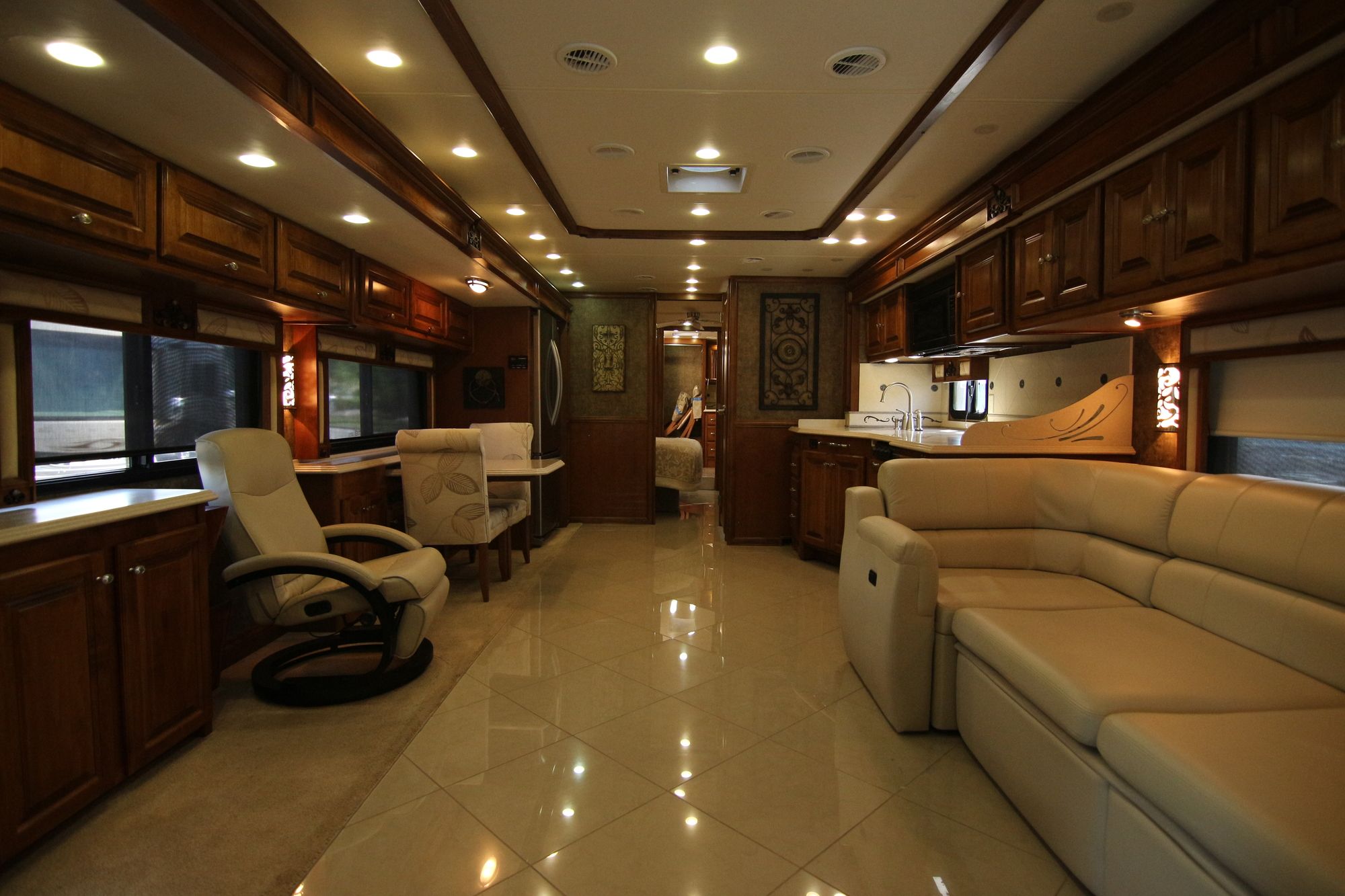 Used 2012 Tiffin Motor Homes Phaeton 42LH Class A  For Sale