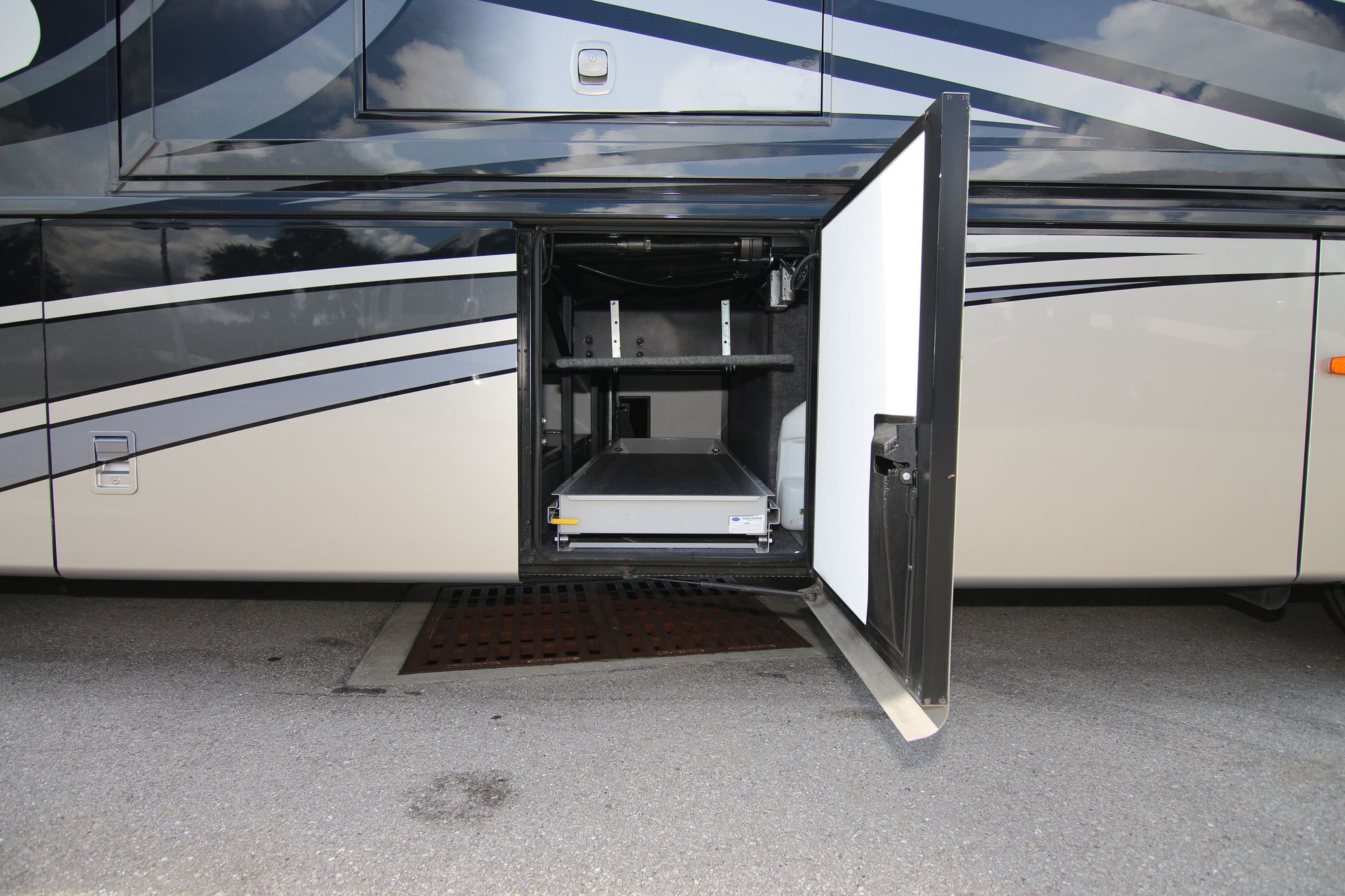 Used 2015 Newmar London Aire 4503 Class A  For Sale