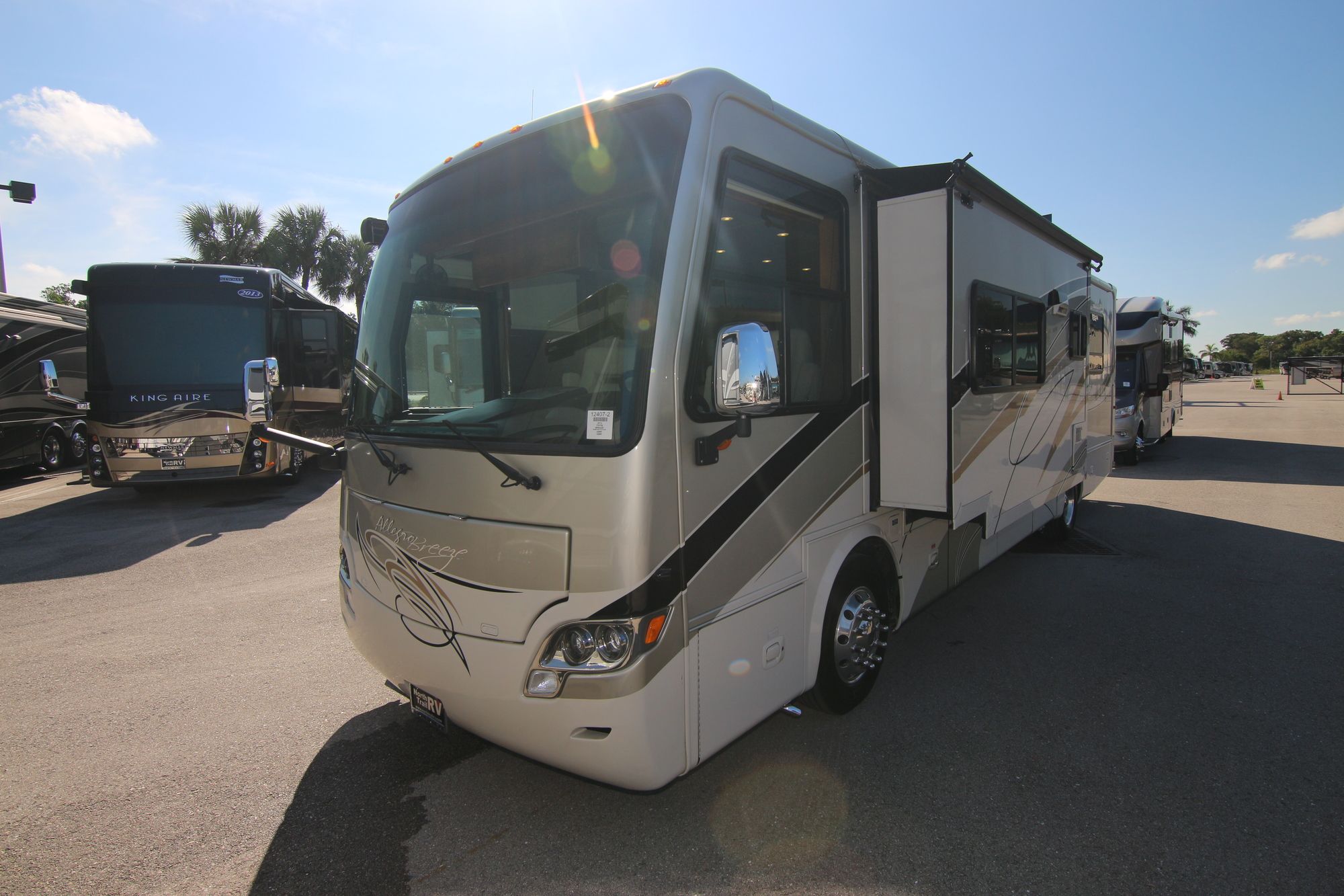 Used 2012 Tiffin Motor Homes Breeze 32BR Class A  For Sale