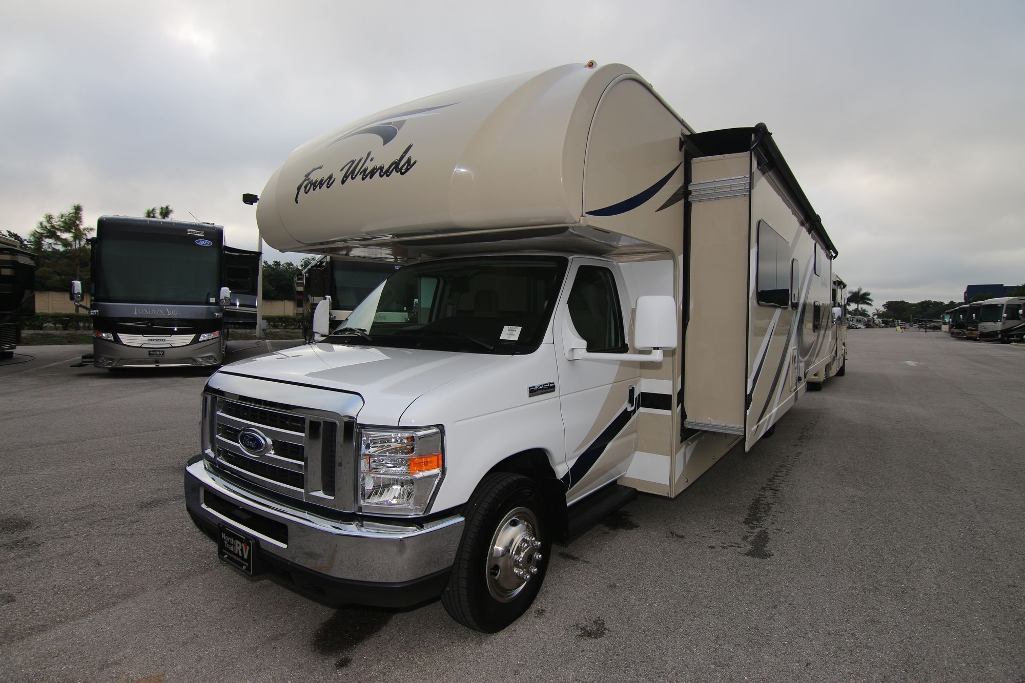 Used 2018 Thor Fourwinds 31E Class C  For Sale