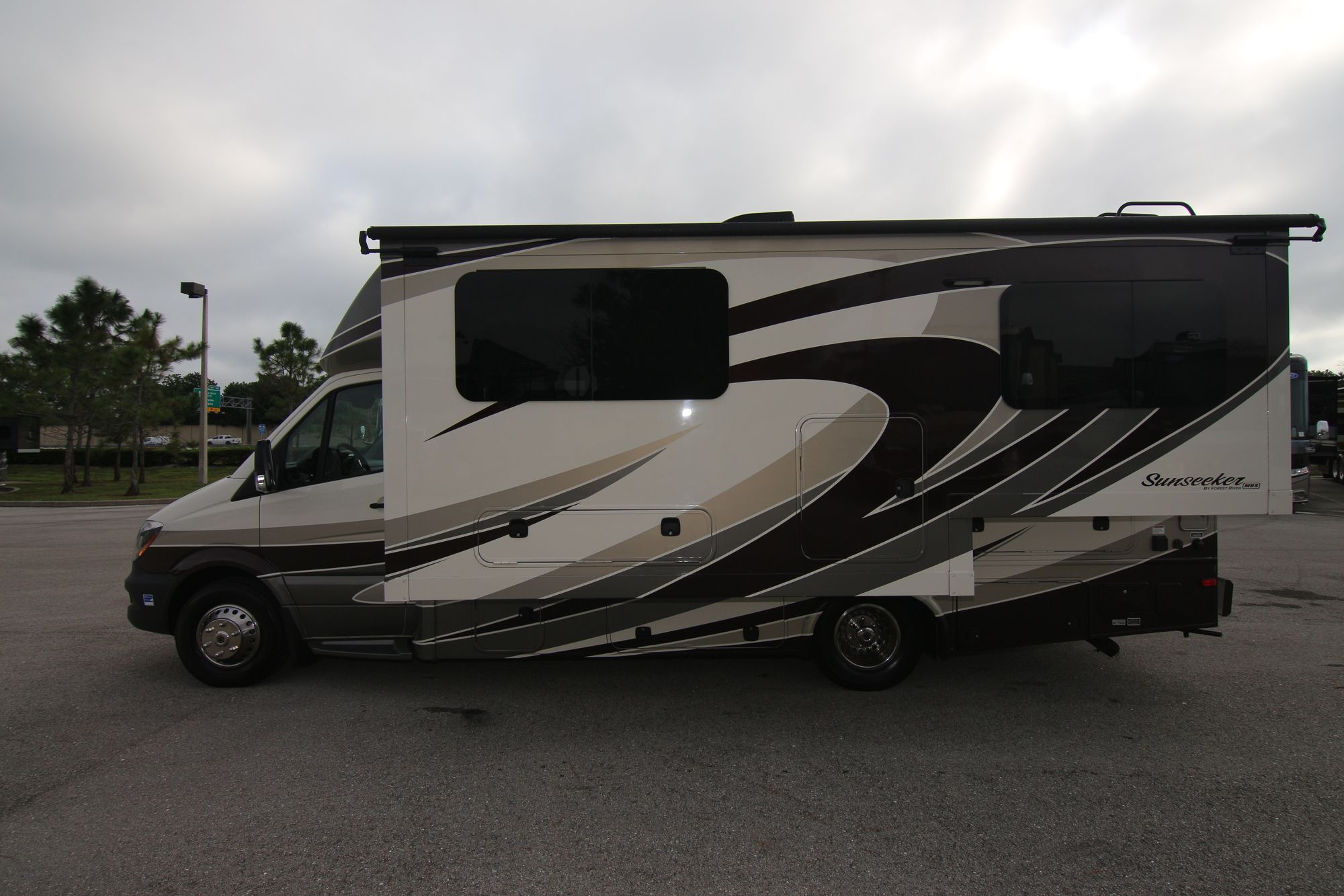 Used 2017 Forest River Sunseeker 2400W Class C  For Sale