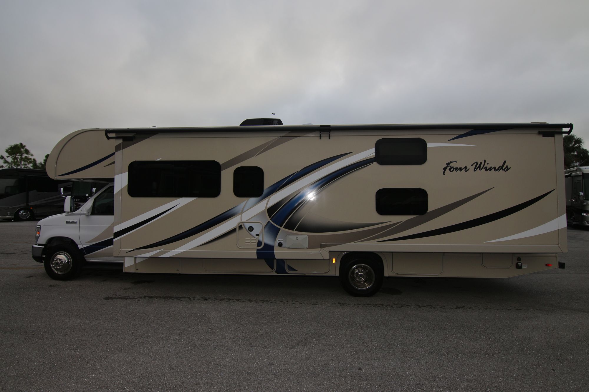 Used 2018 Thor Fourwinds 31E Class C  For Sale