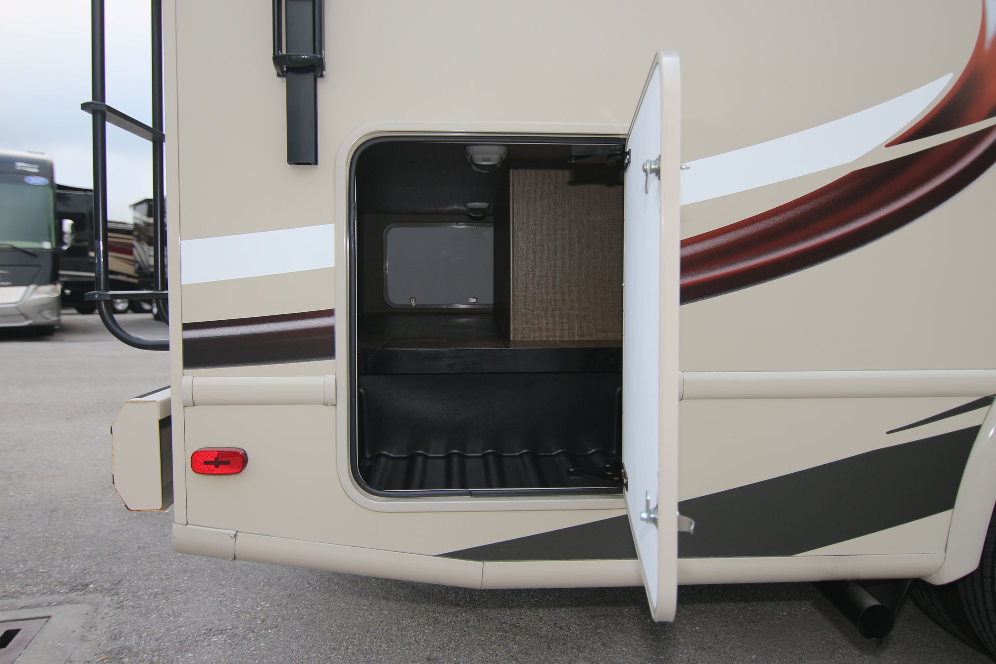 Used 2016 Thor Vegas 24.1 Class A  For Sale