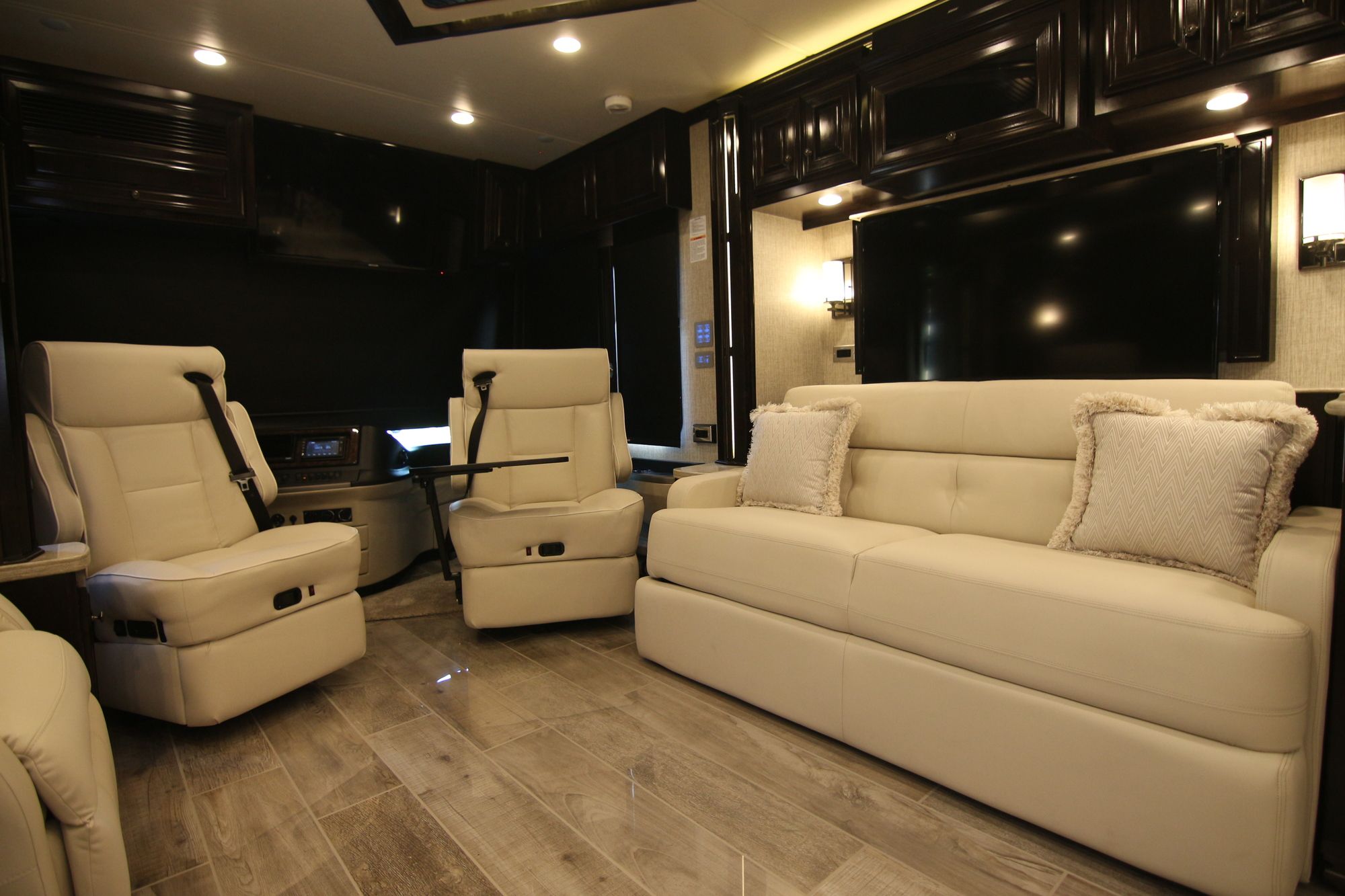 New 2020 Newmar Dutch Star 4362 Class A  For Sale