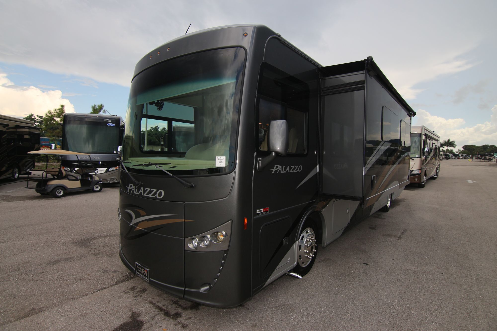 Used 2018 Thor Palazzo 36.3 Class A  For Sale