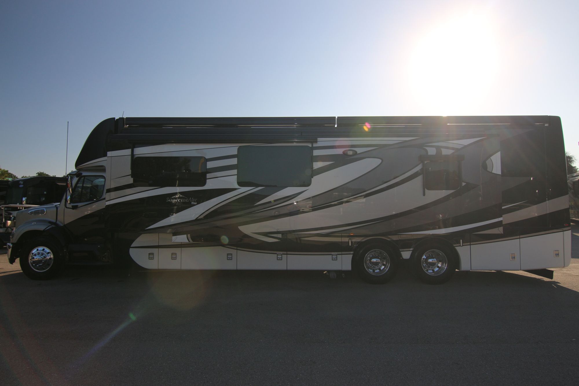 New 2020 Newmar Supreme Aire 4573 Super C  For Sale