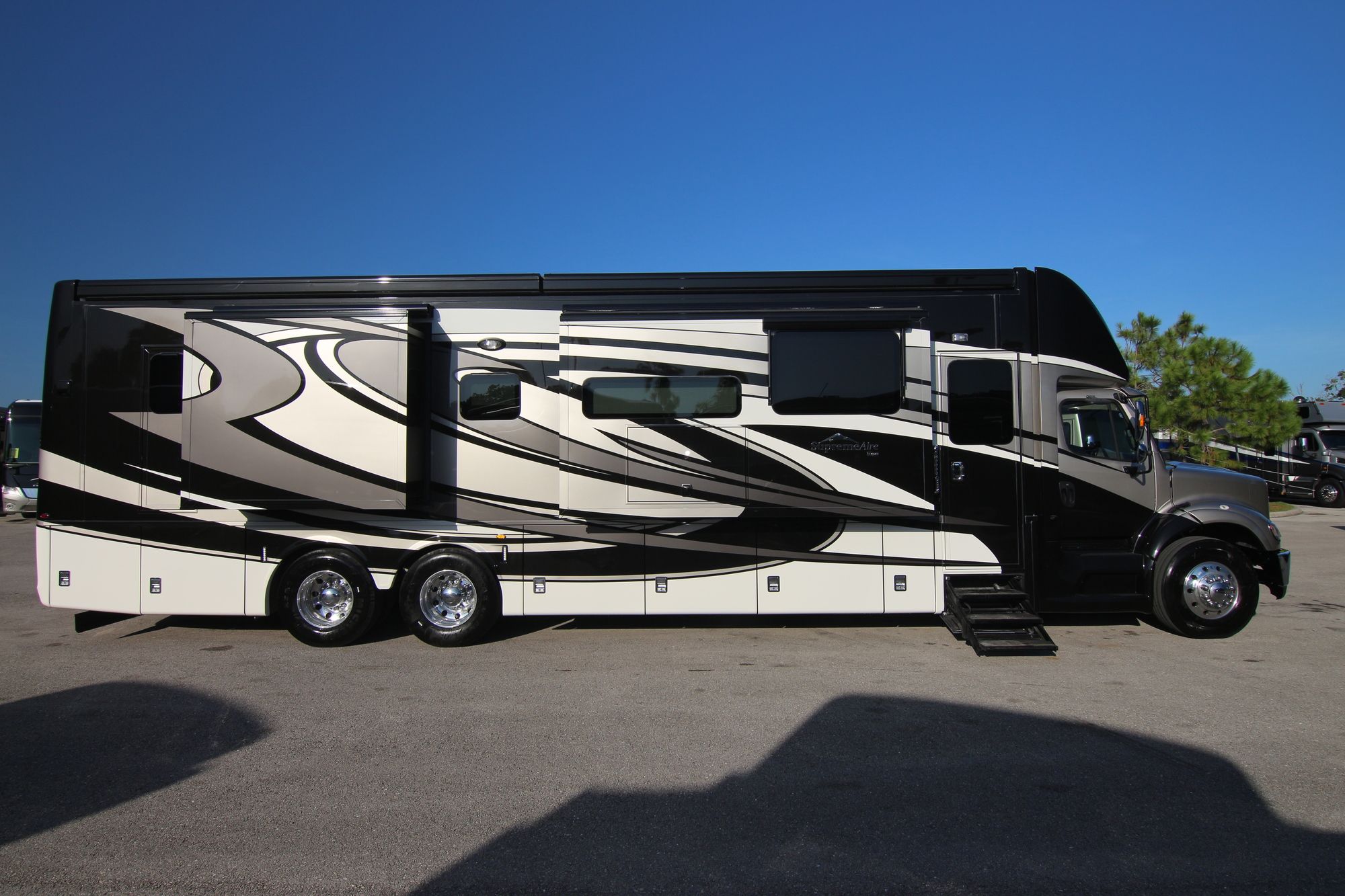 New 2020 Newmar Supreme Aire 4573 Super C  For Sale