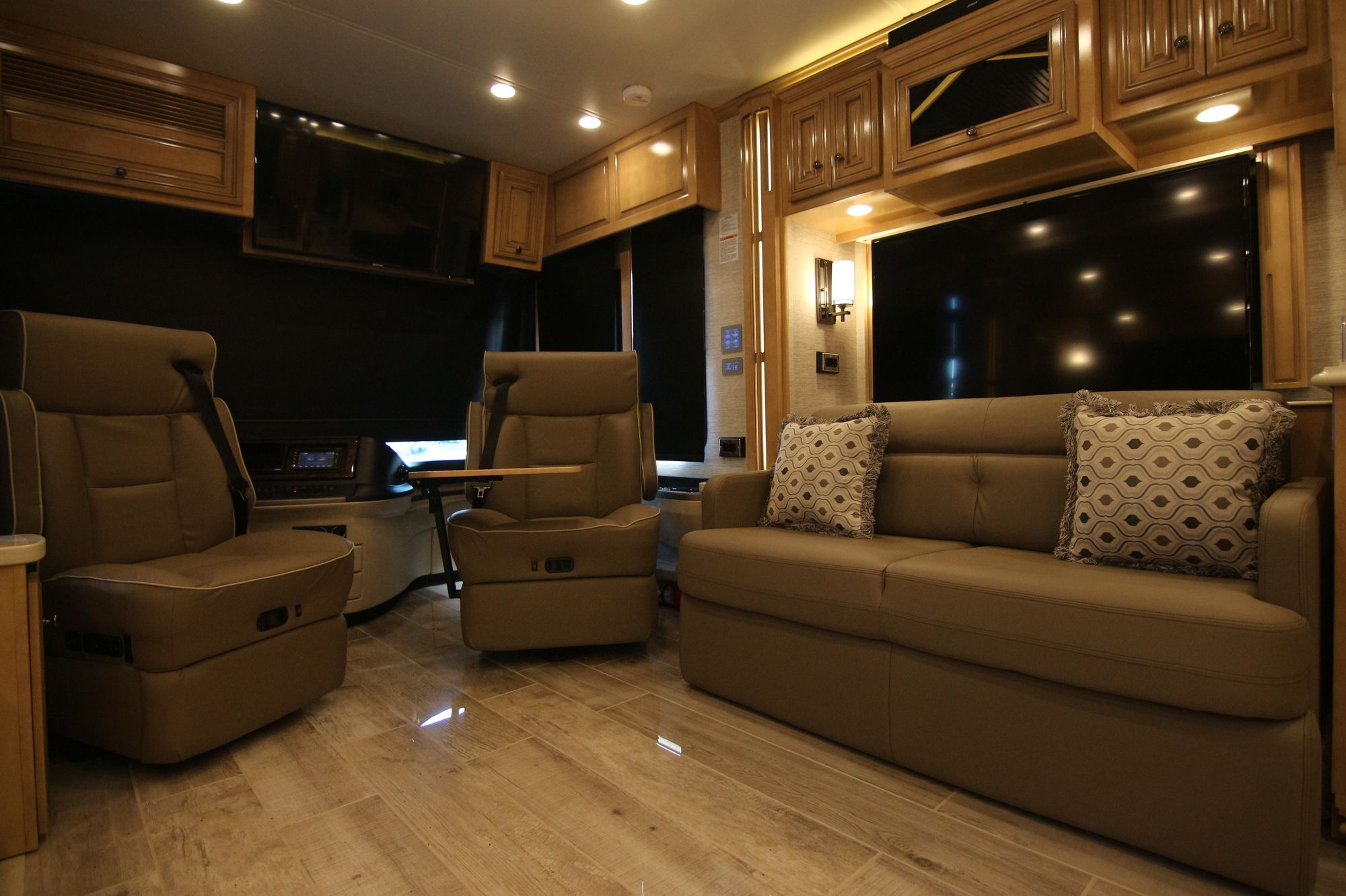 New 2020 Newmar Dutch Star 4326 Class A  For Sale