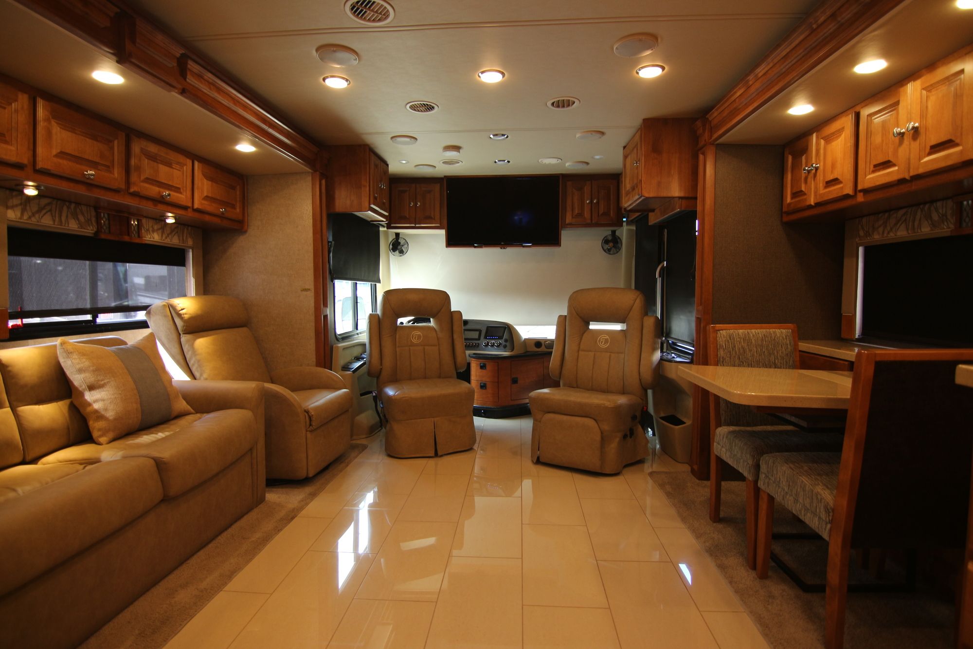 Used 2017 Tiffin Motor Homes Allegro Red 33AA Class A  For Sale