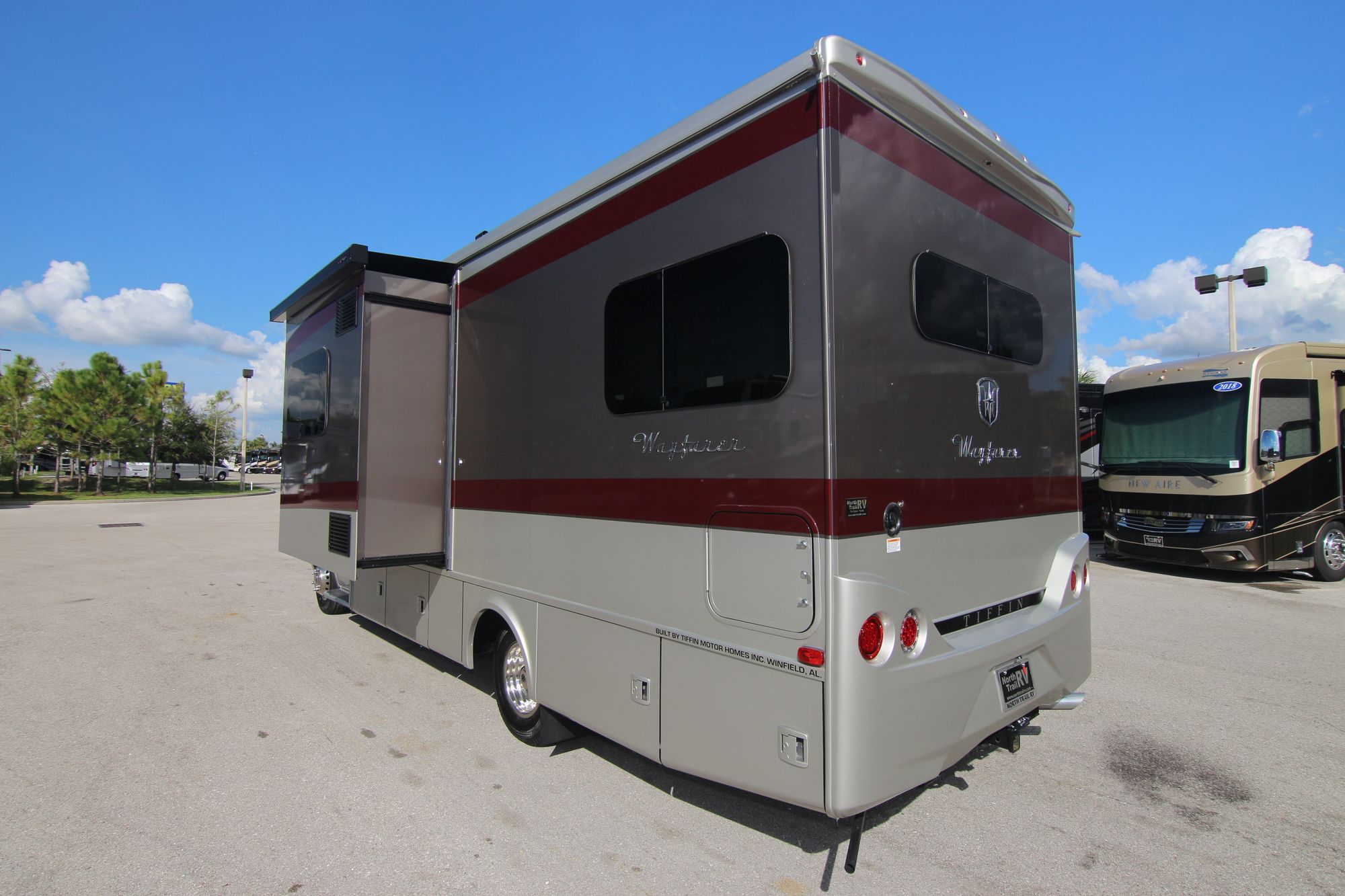 New 2020 Tiffin Motor Homes Wayfarer 24TW Class C  For Sale