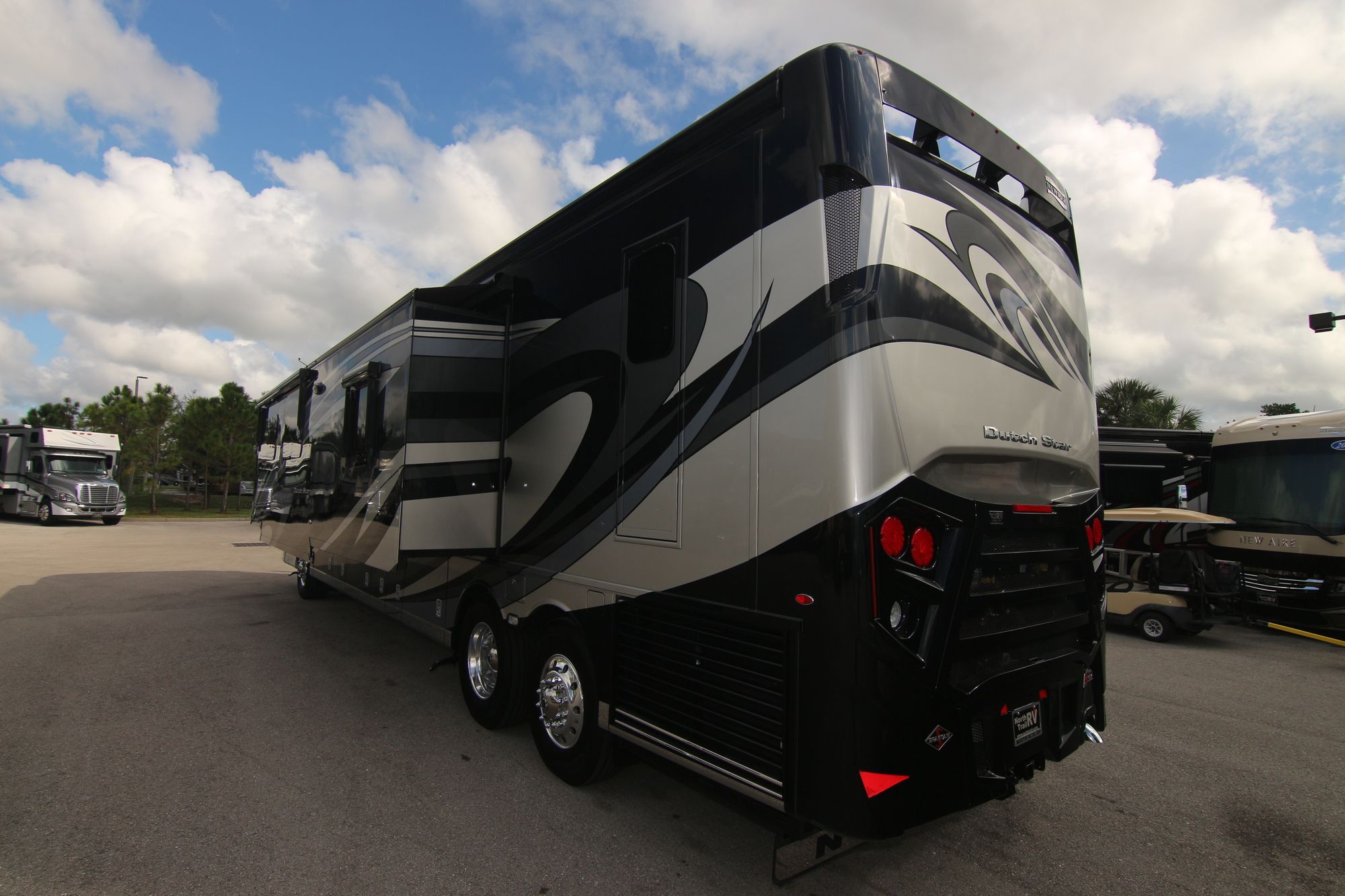 Used 2019 Newmar Dutch Star 4369 Class A  For Sale