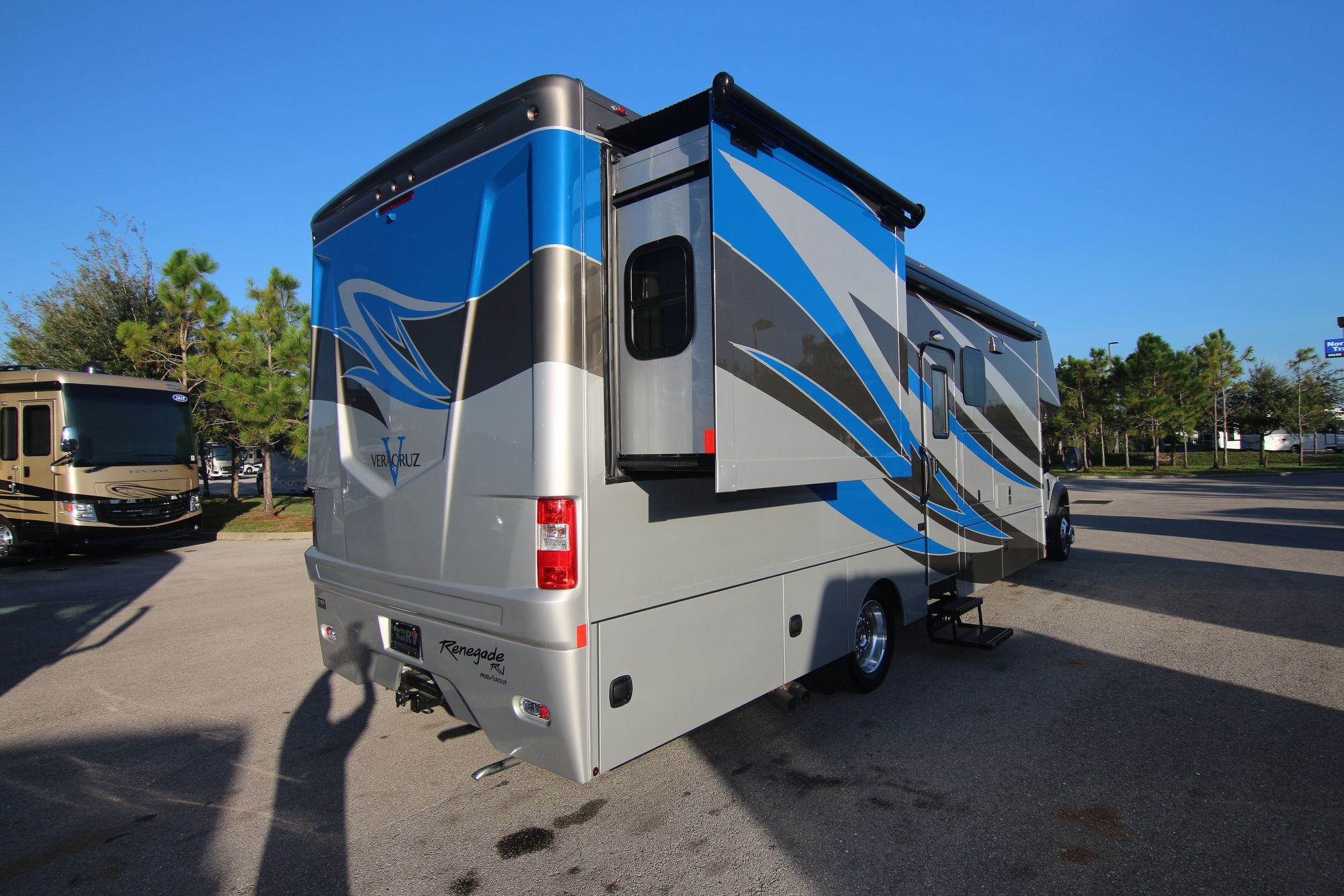 New 2020 Renegade Rv Veracruz 35MDS Class C  For Sale