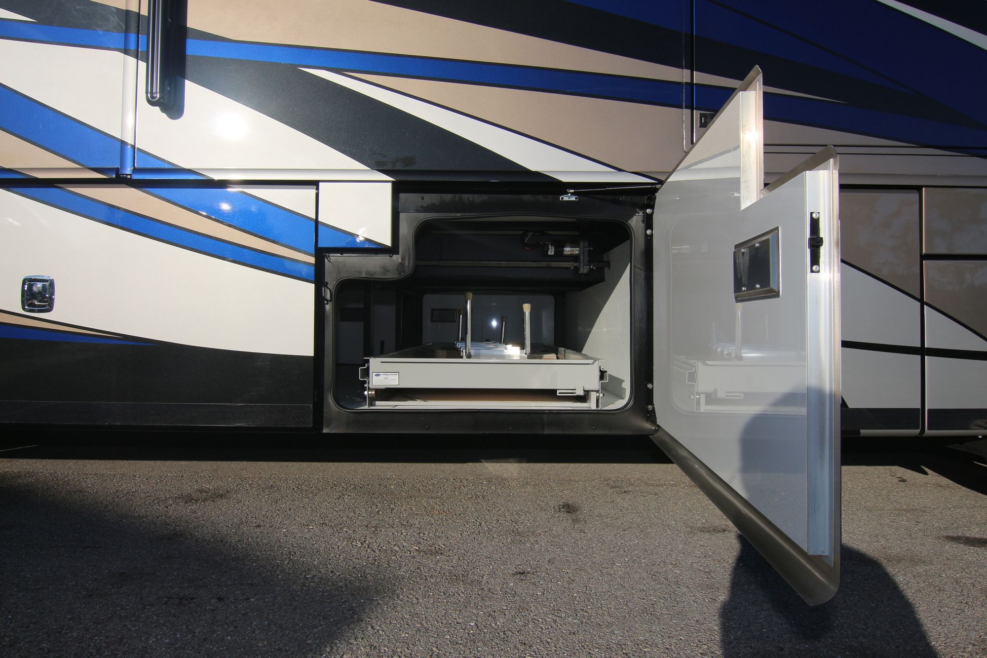 Used 2019 Holiday Rambler Endeavor 38K Class A  For Sale