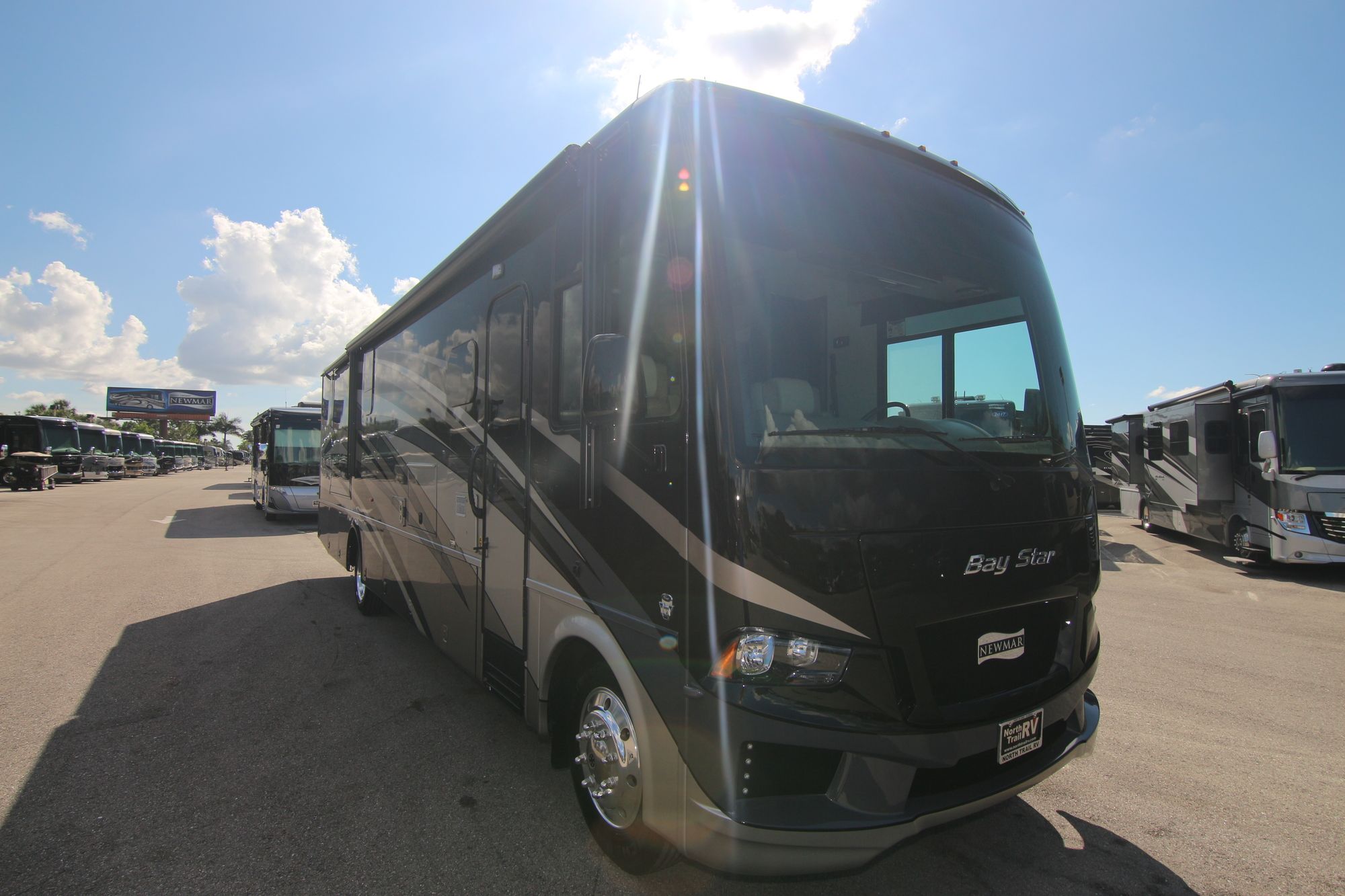 New 2020 Newmar Bay Star 3616 Class A  For Sale