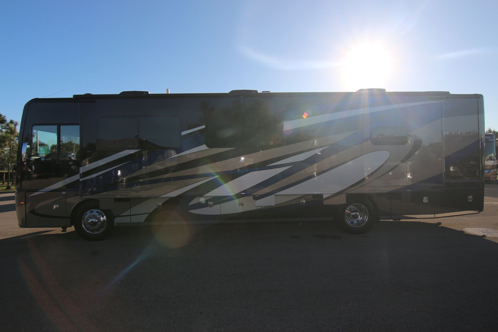 Used 2019 Holiday Rambler Endeavor 38K Class A  For Sale