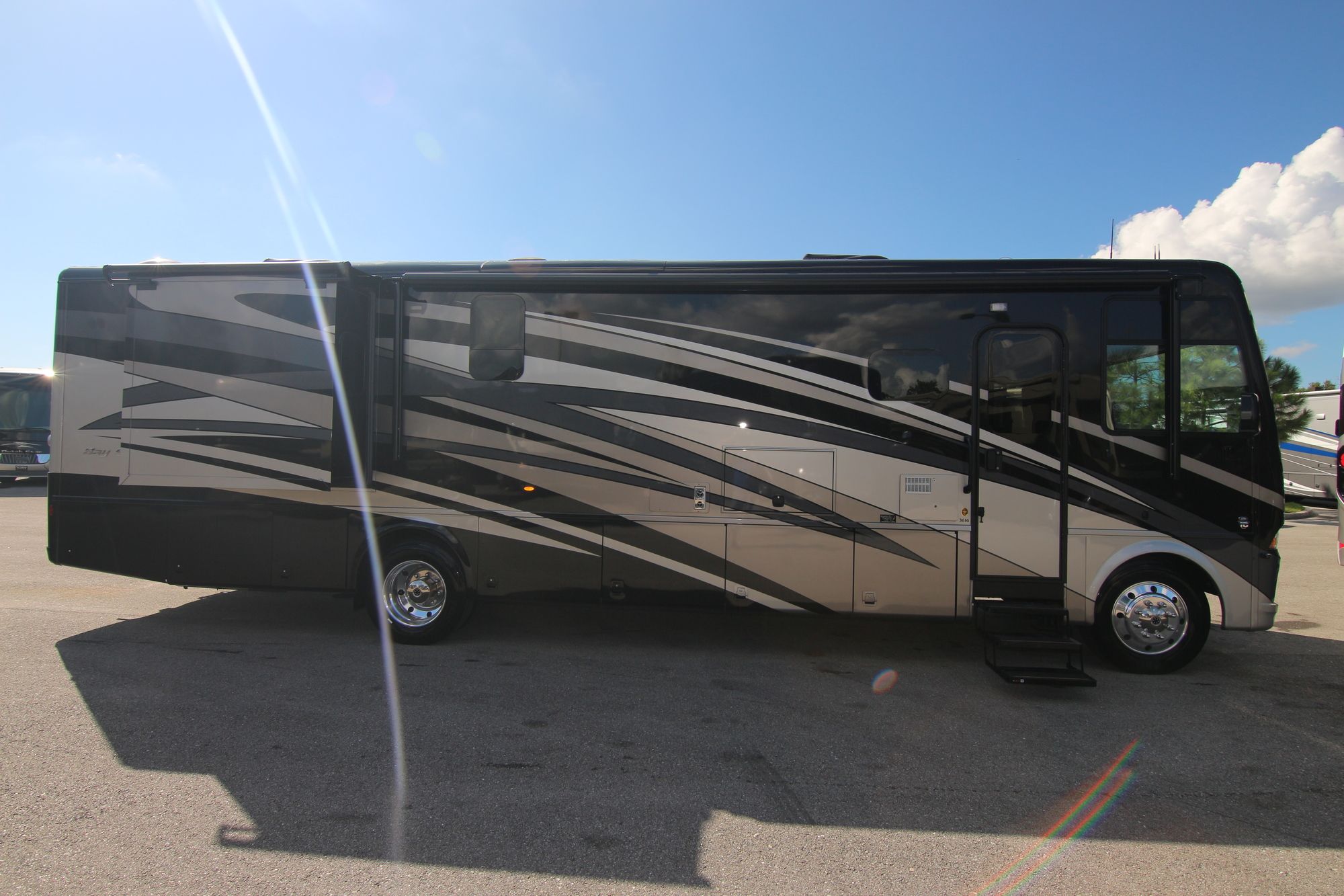 New 2020 Newmar Bay Star 3616 Class A  For Sale