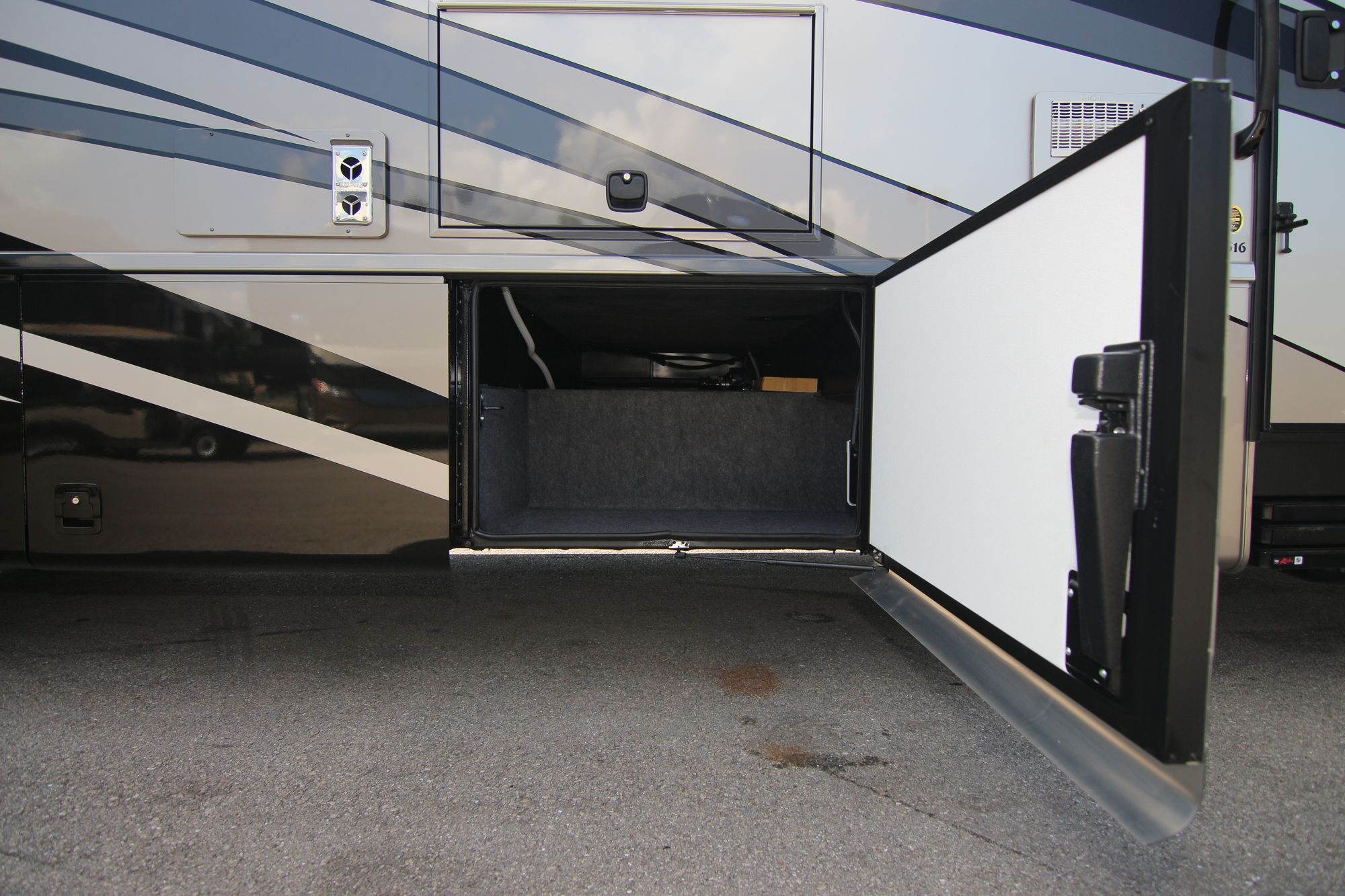 New 2020 Newmar Bay Star 3616 Class A  For Sale