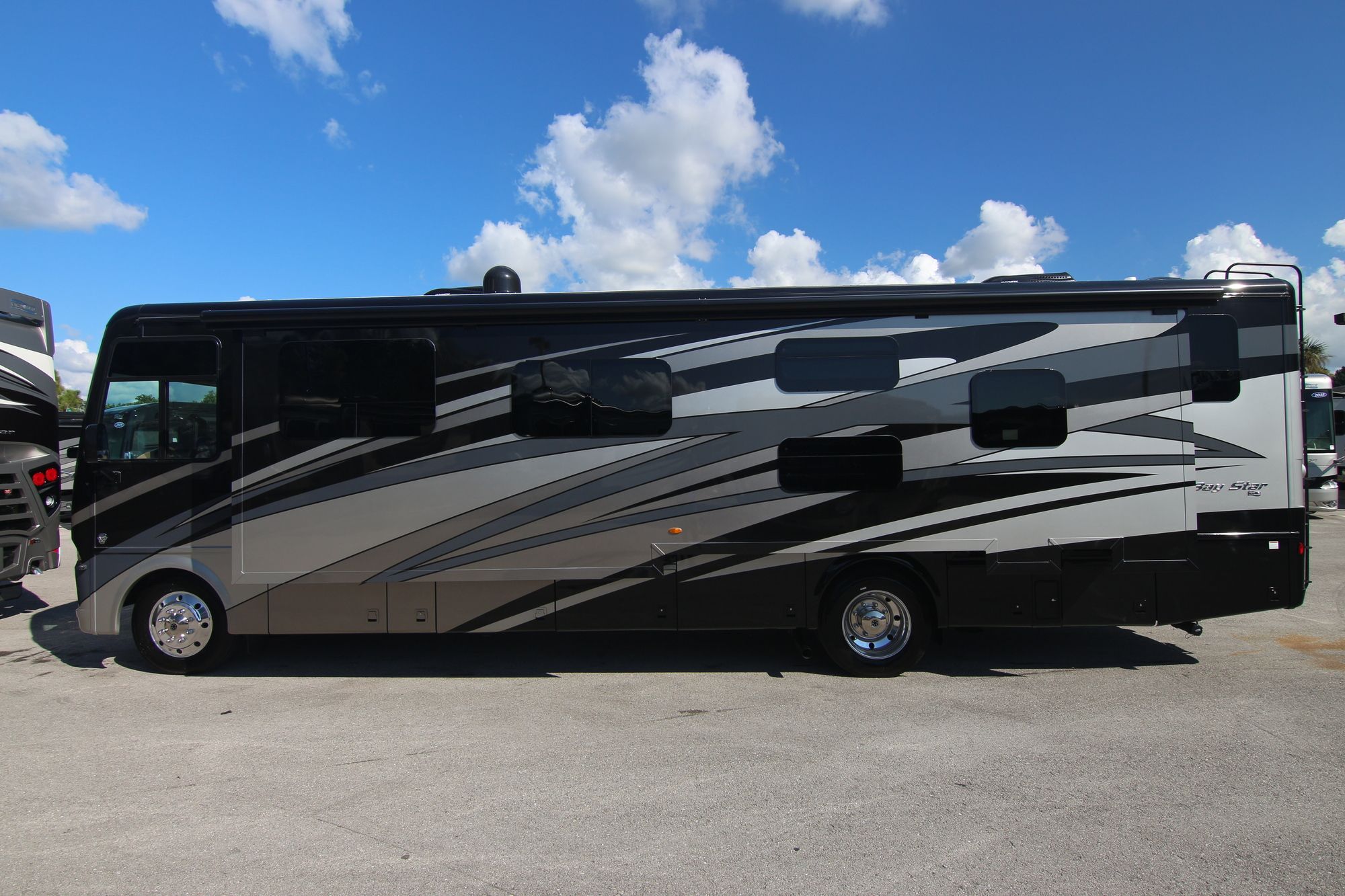 New 2020 Newmar Bay Star 3616 Class A  For Sale