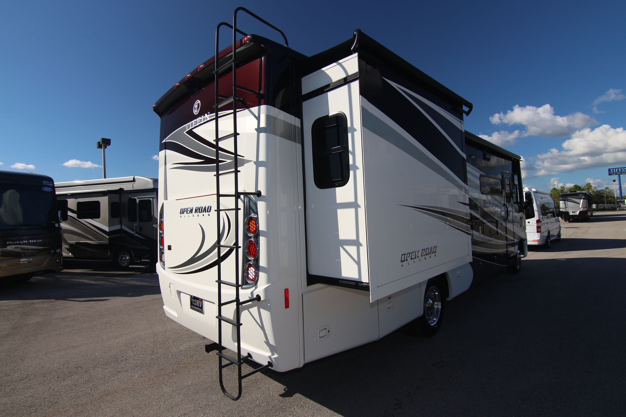 Used 2019 Tiffin Motor Homes Allegro 32SA Class A  For Sale